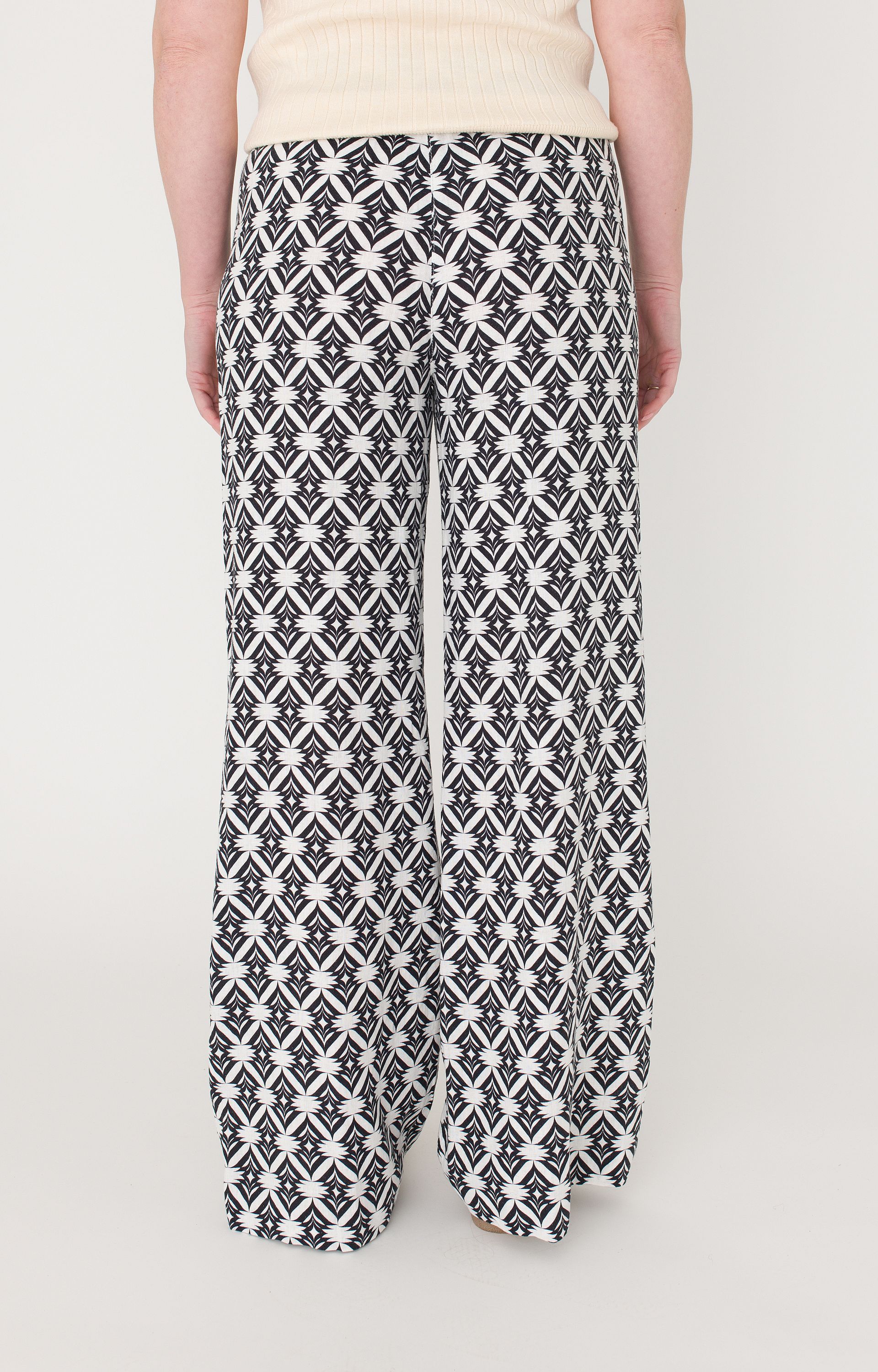 Broek Mara