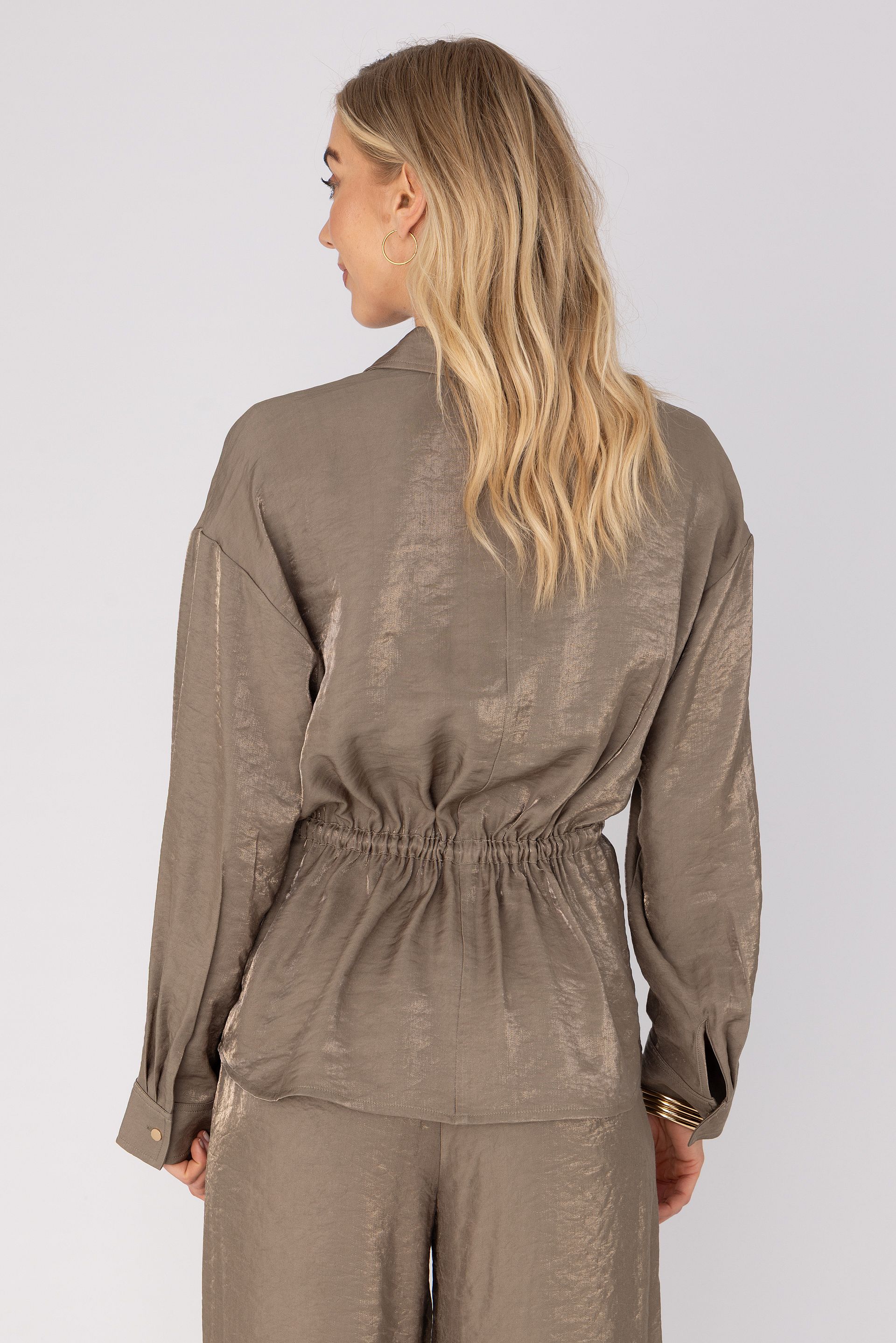 Blouse met glans