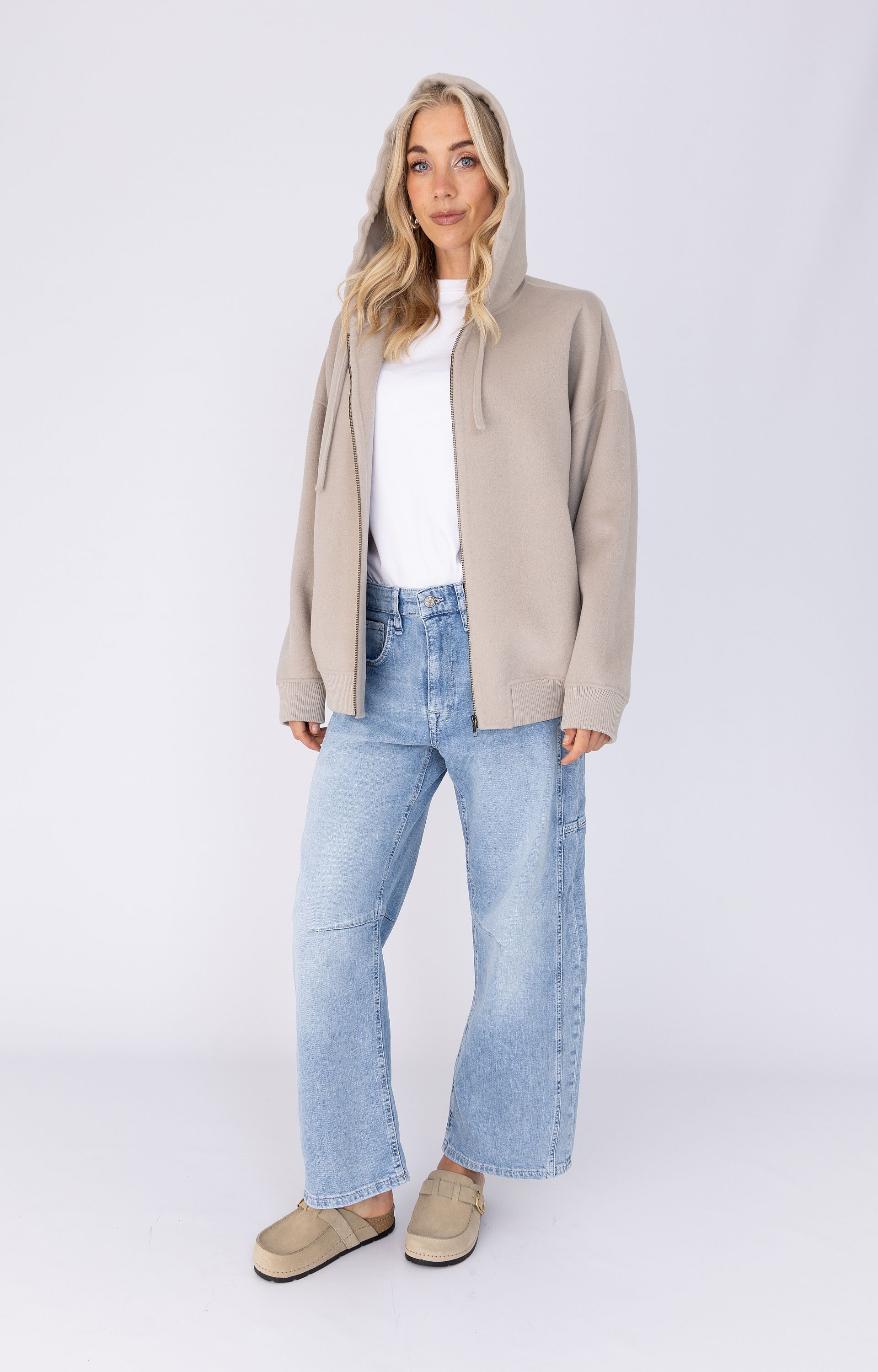 Vest Dunstone
