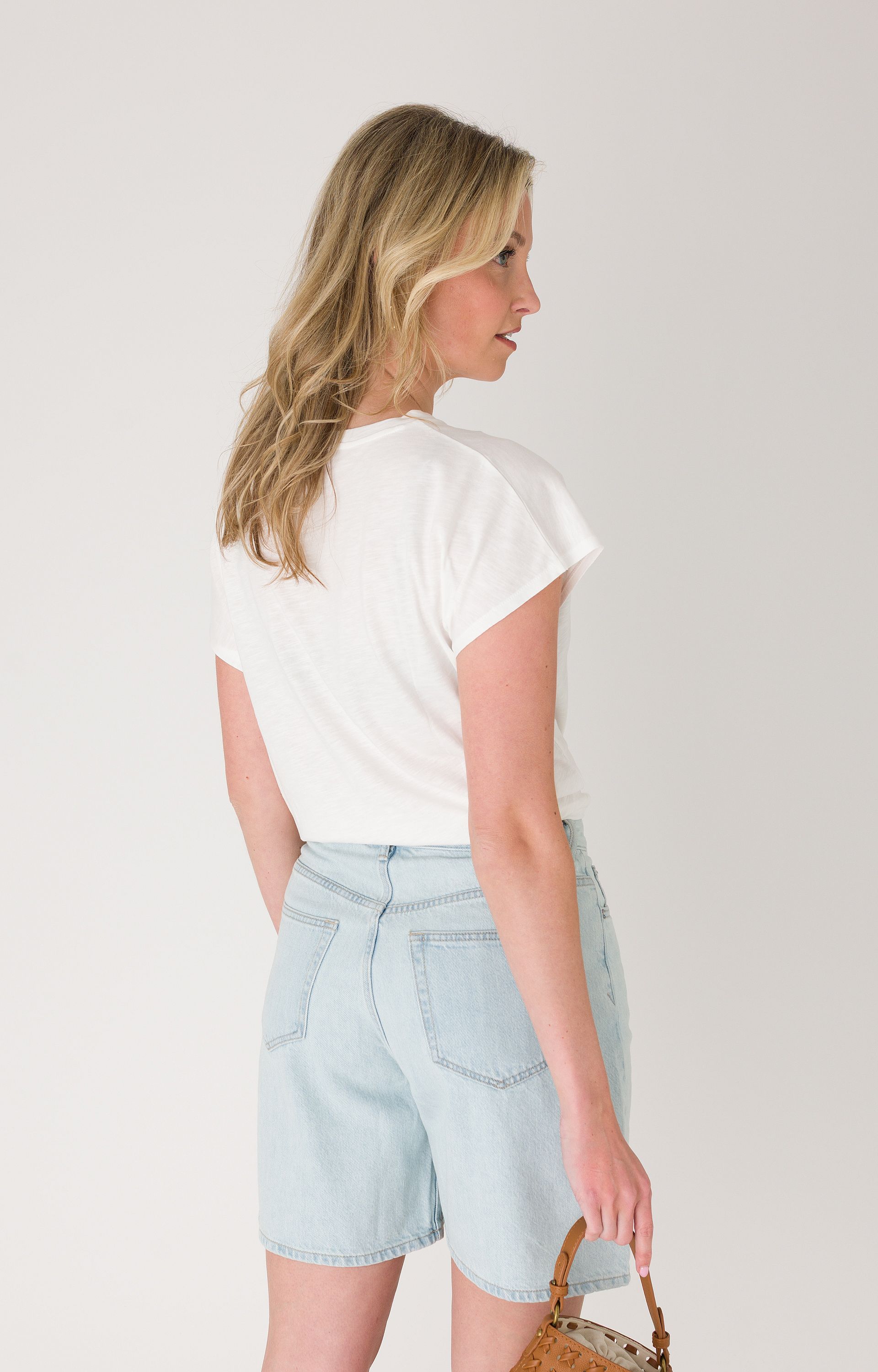 T-shirt met knoop
