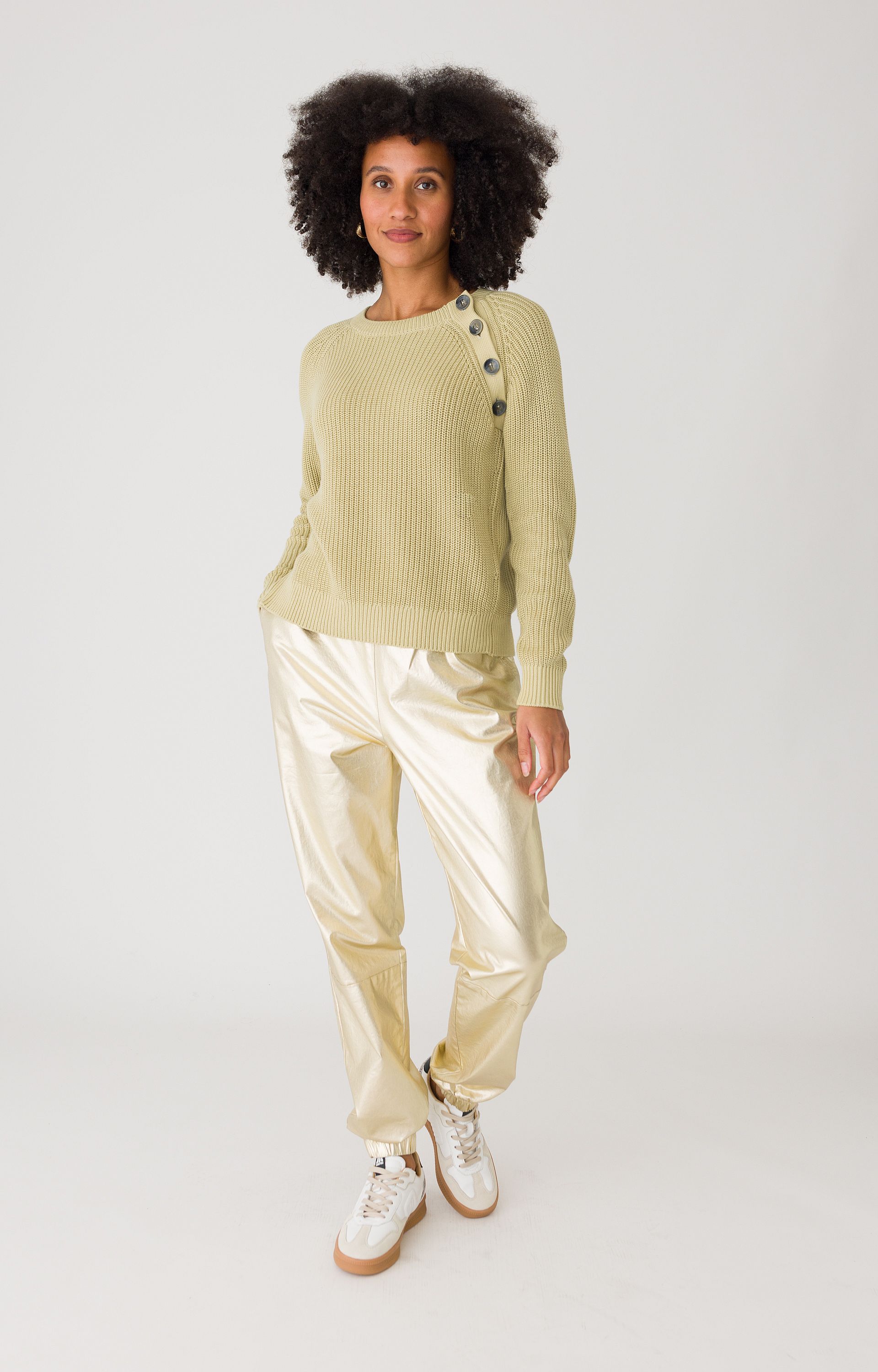 Pullover met knopen