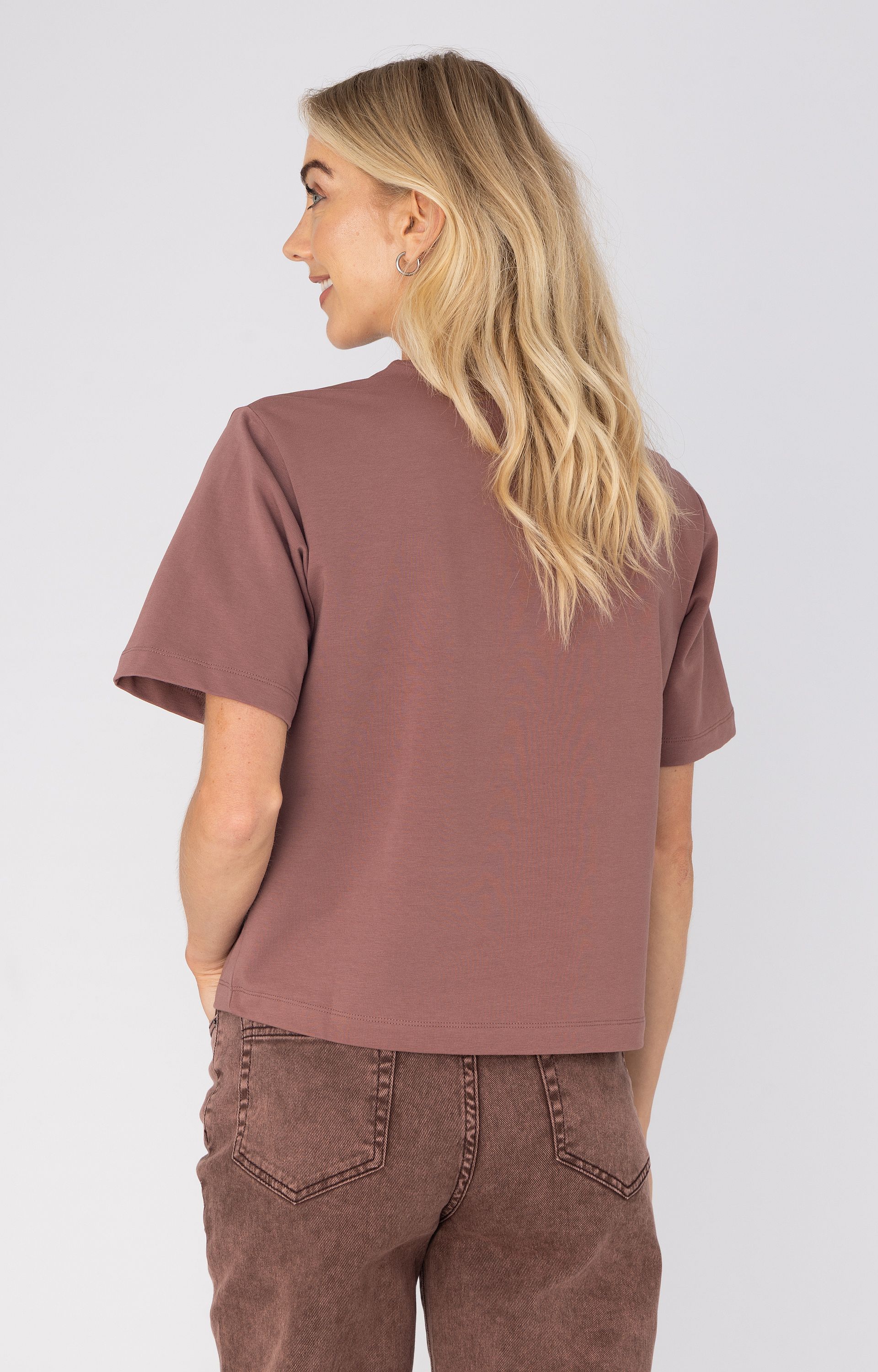 T-shirt met broche