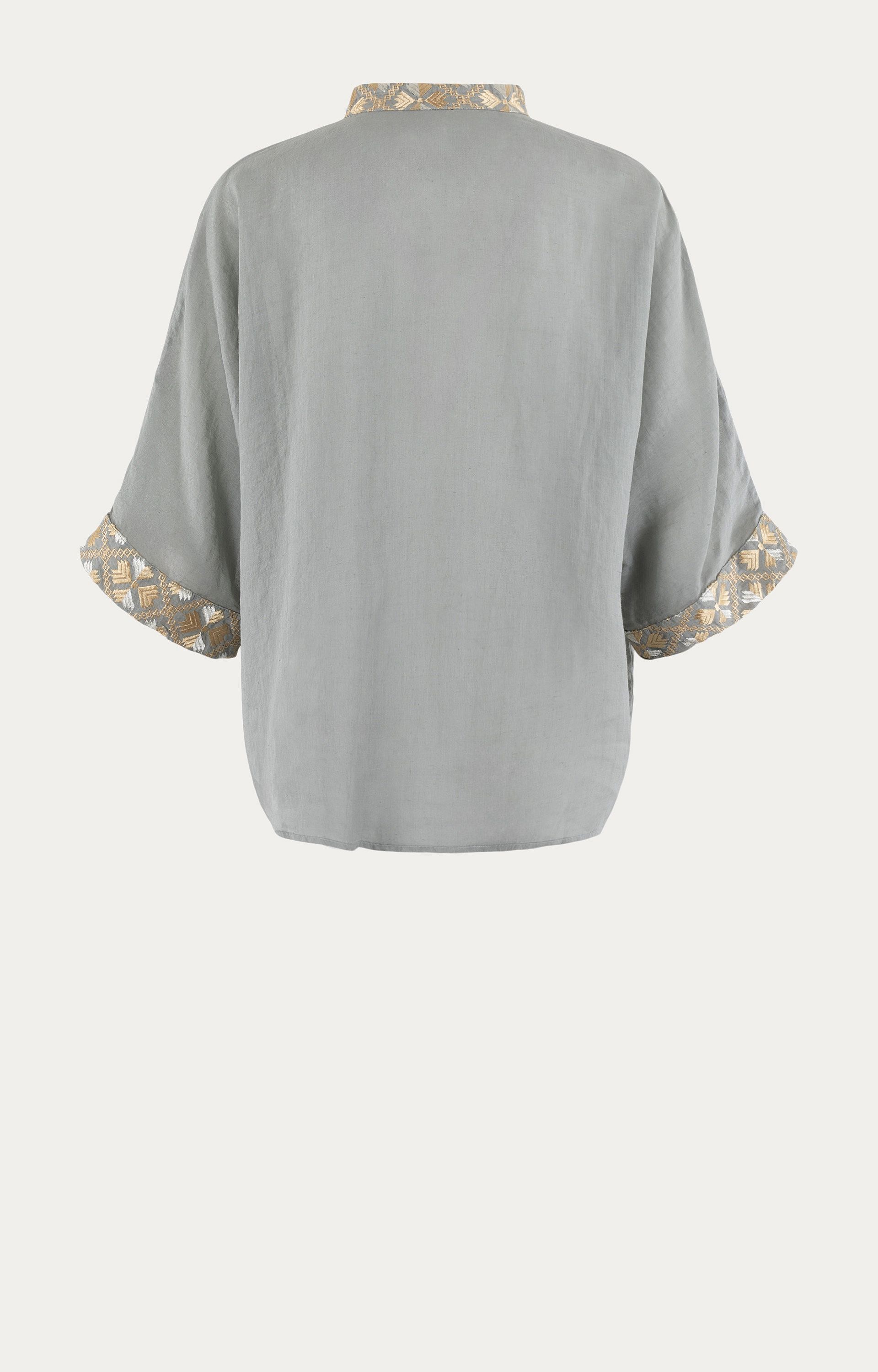 Blouse met geborduurde details