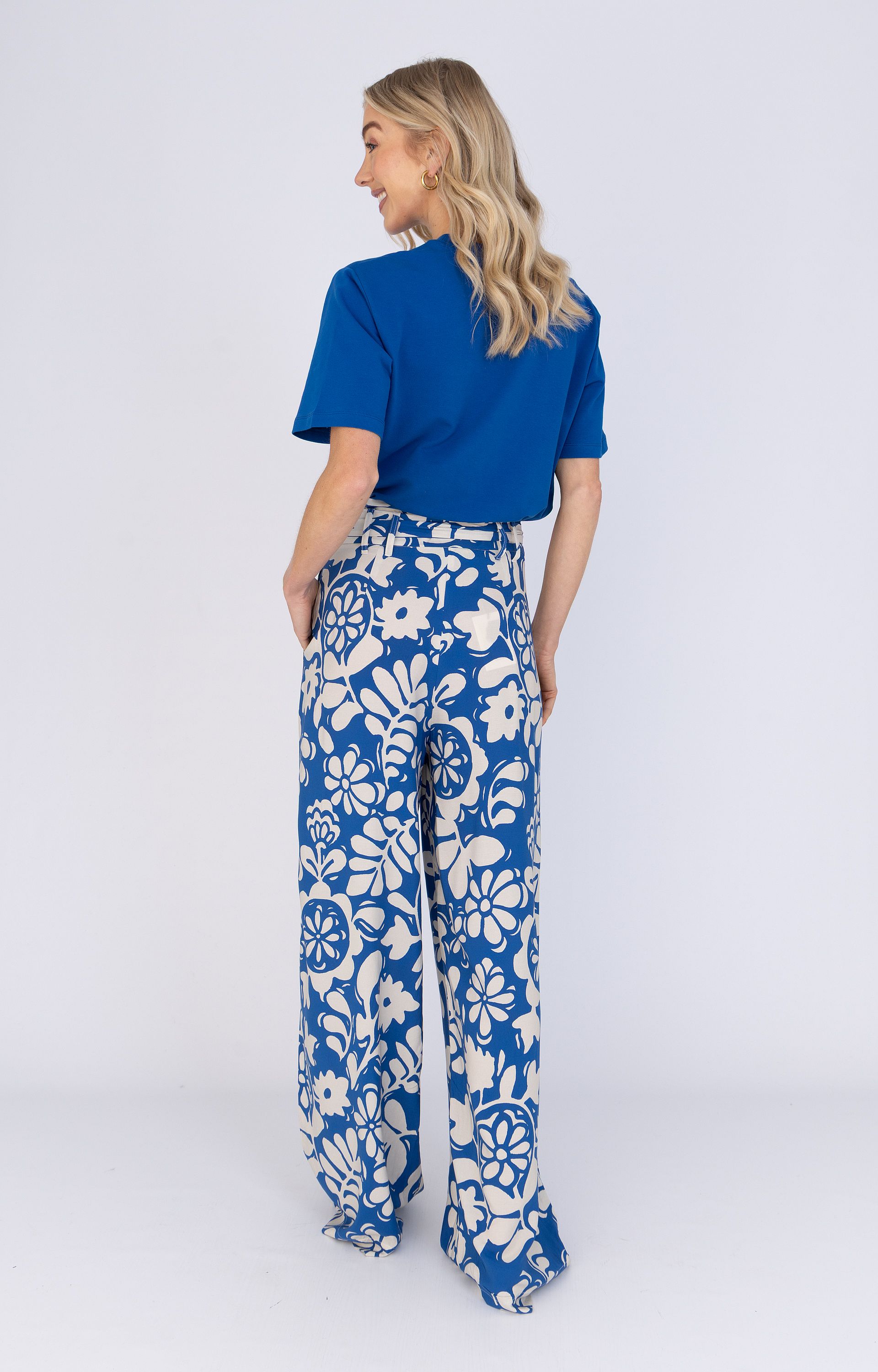 Broek met bloemenprint