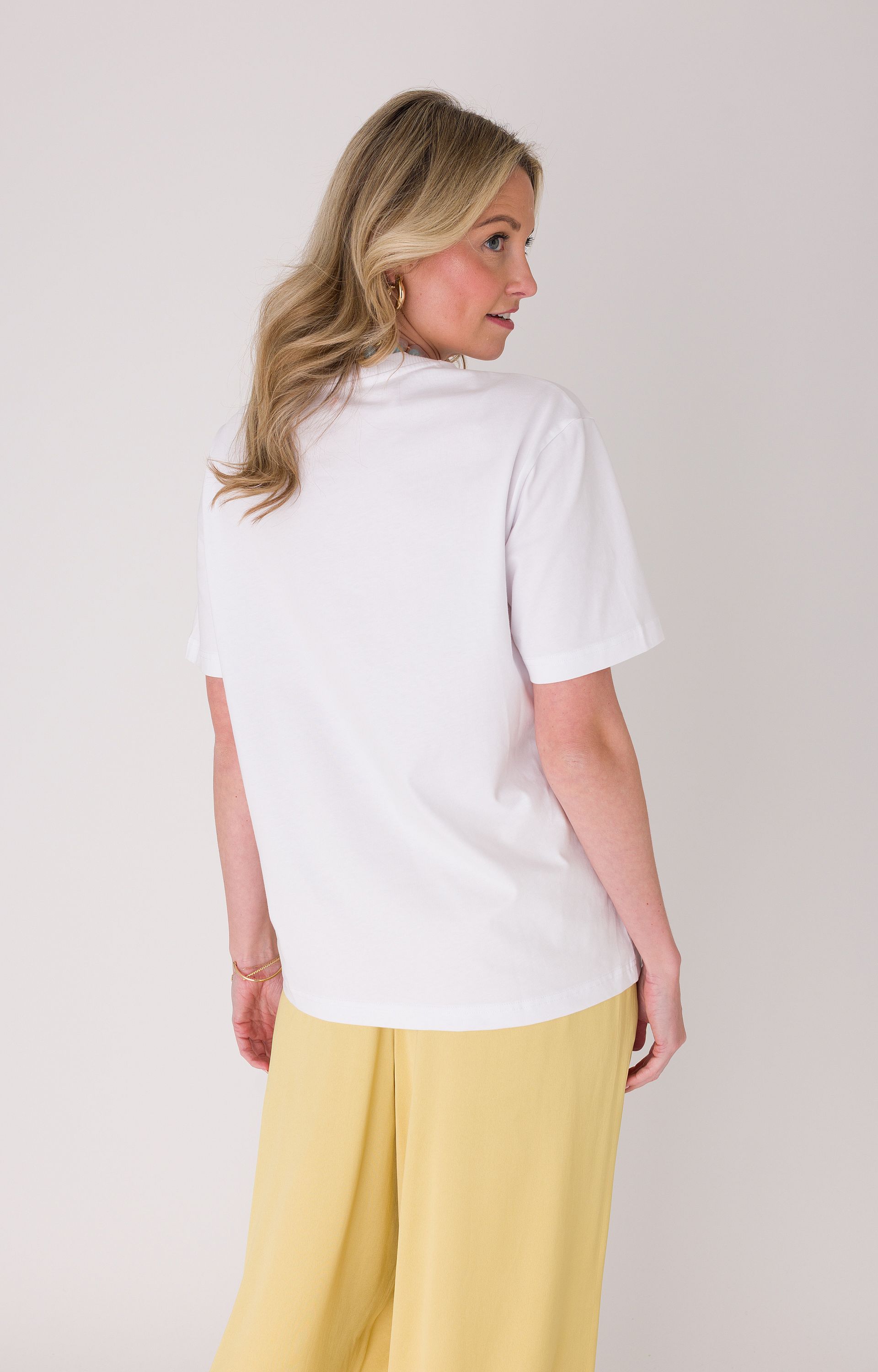 T-shirt Snilla