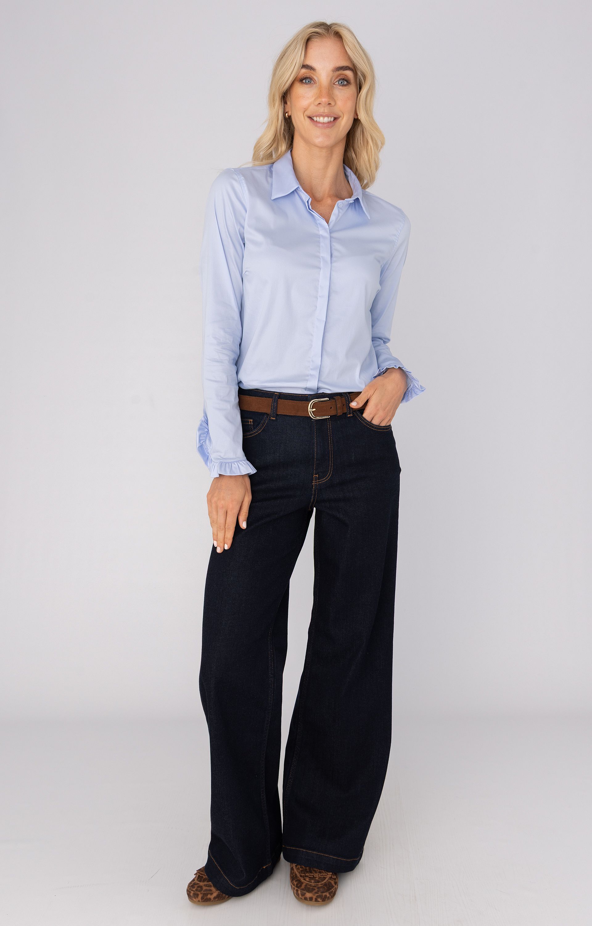 AW26 - 229