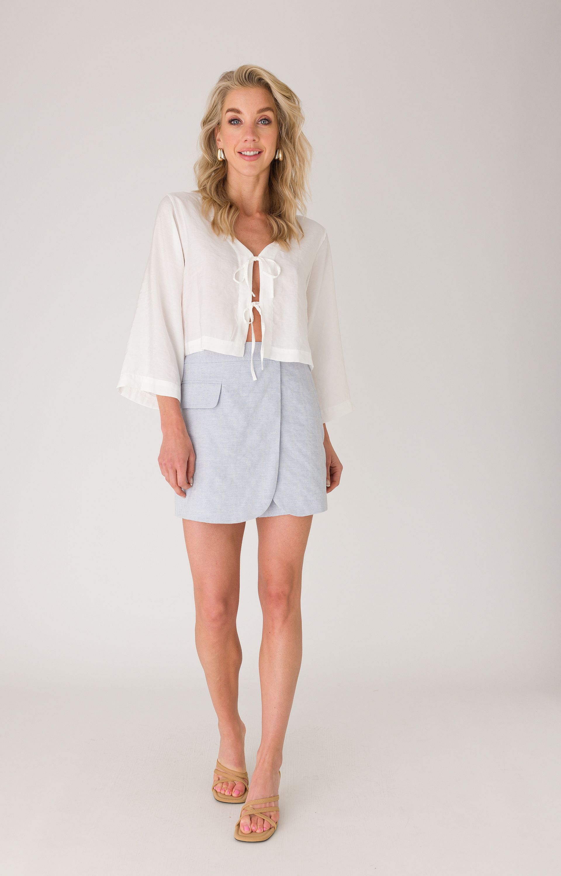 Blouse met strikjes
