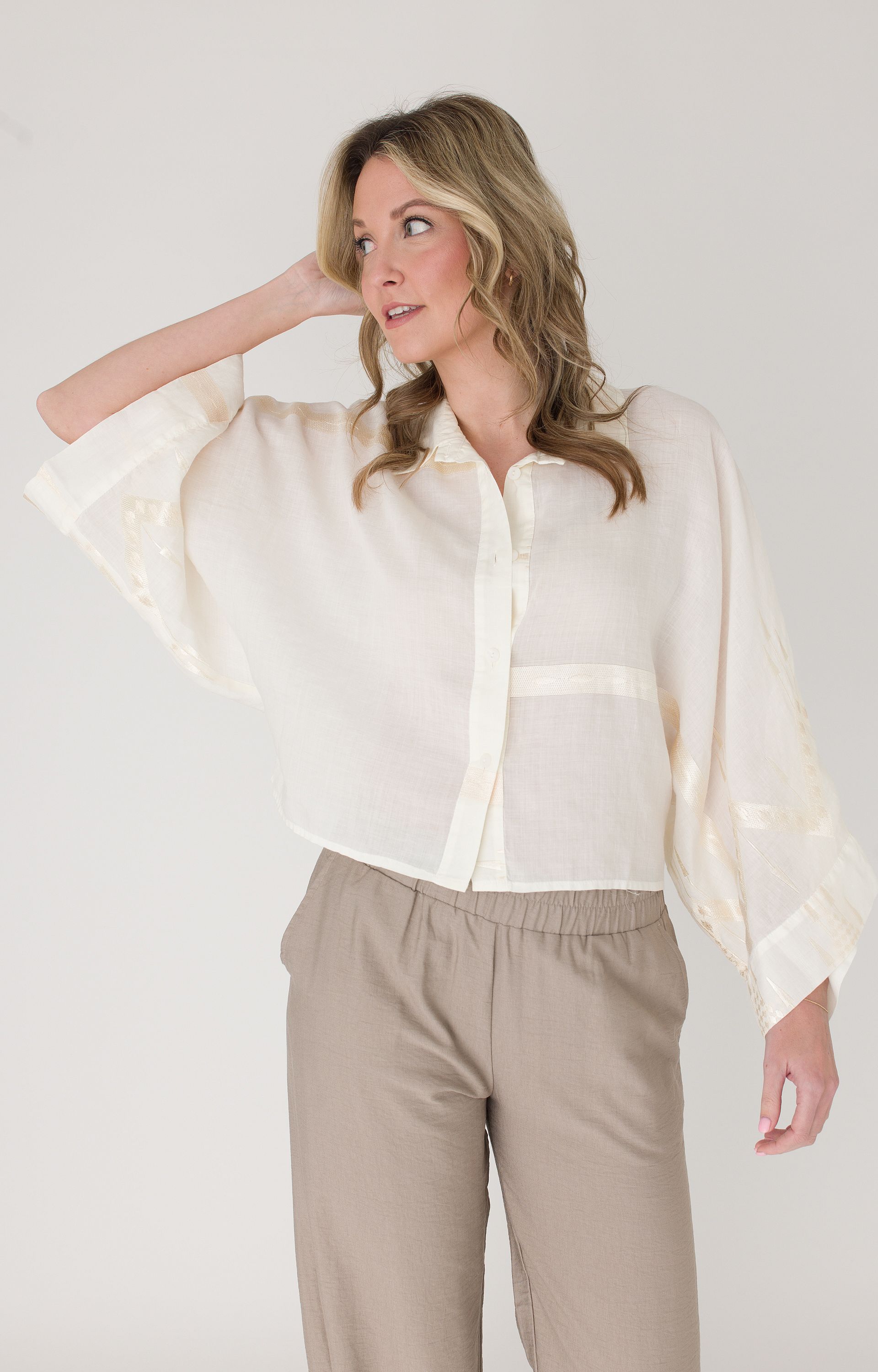 Blouse met borduursels