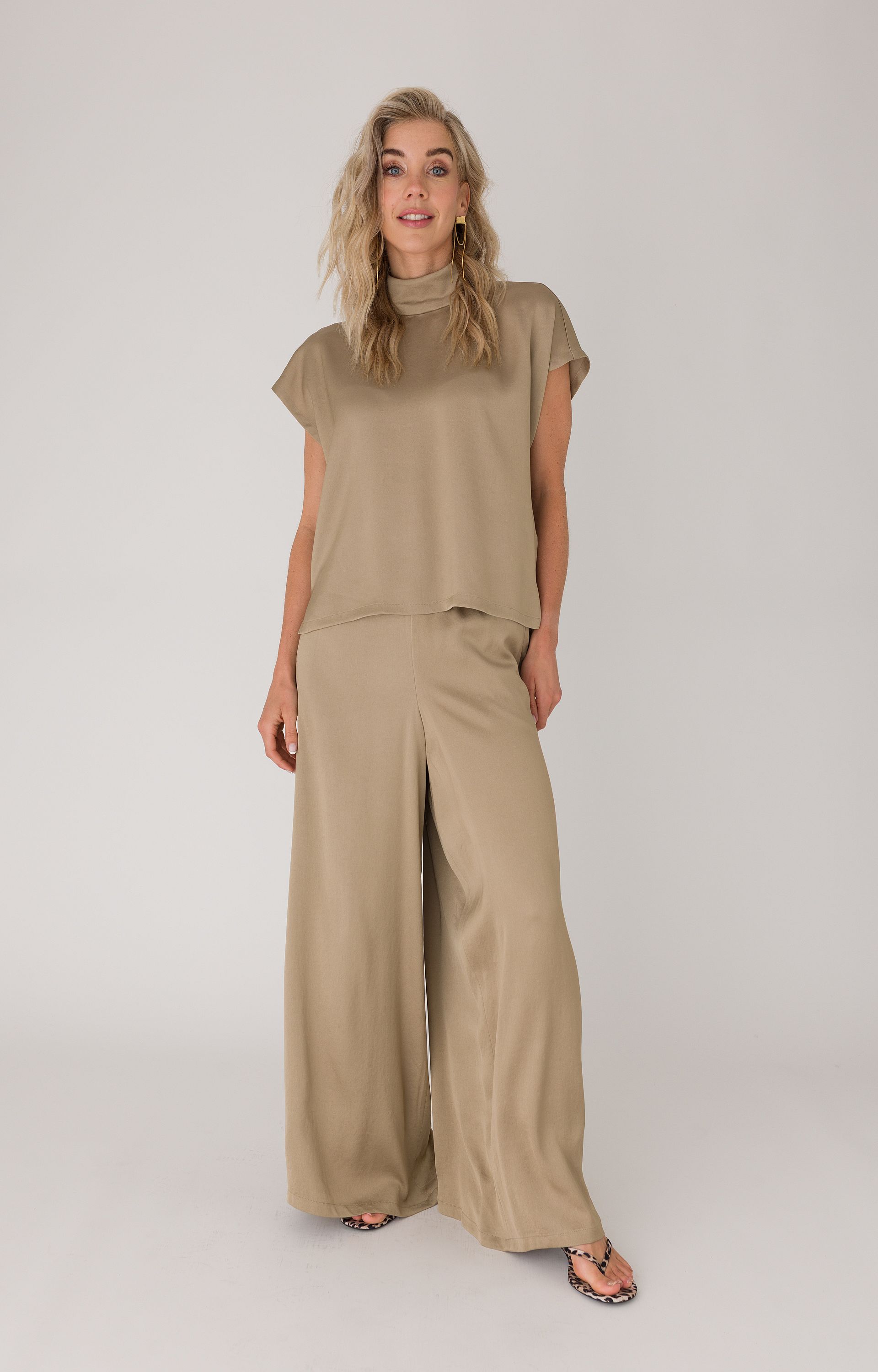 AW25-10