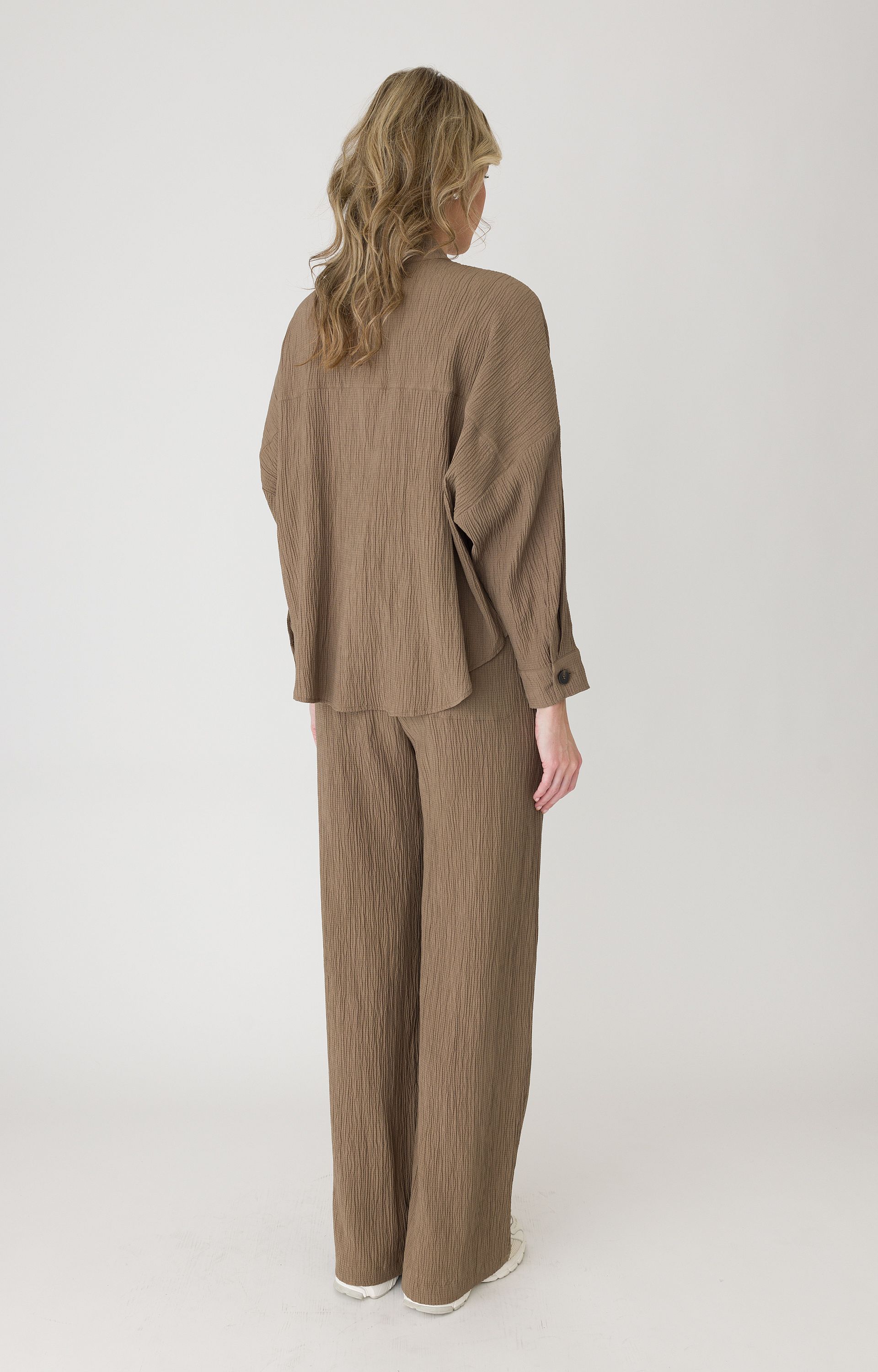 Broek Angela