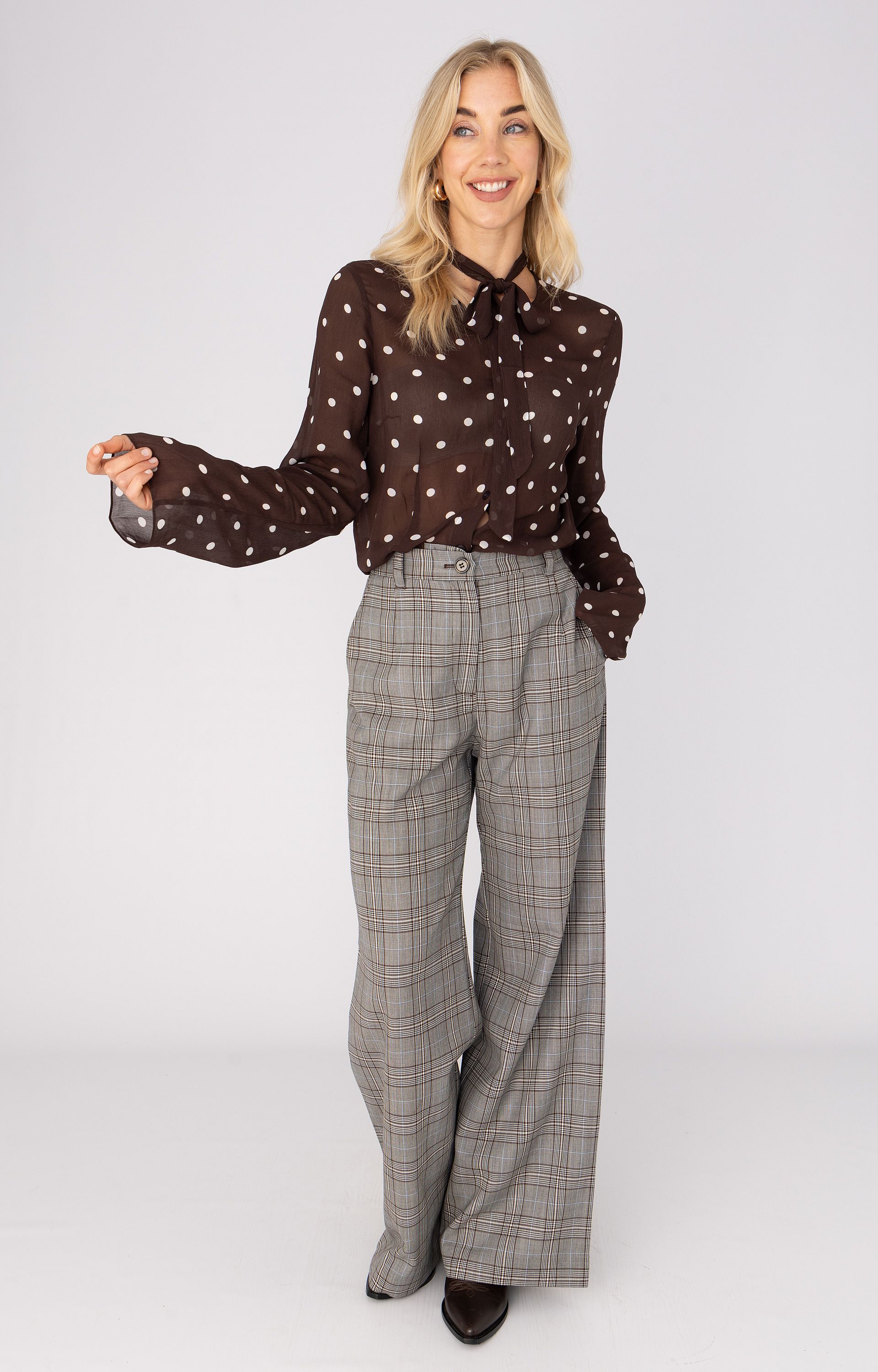 AW26 - 16
