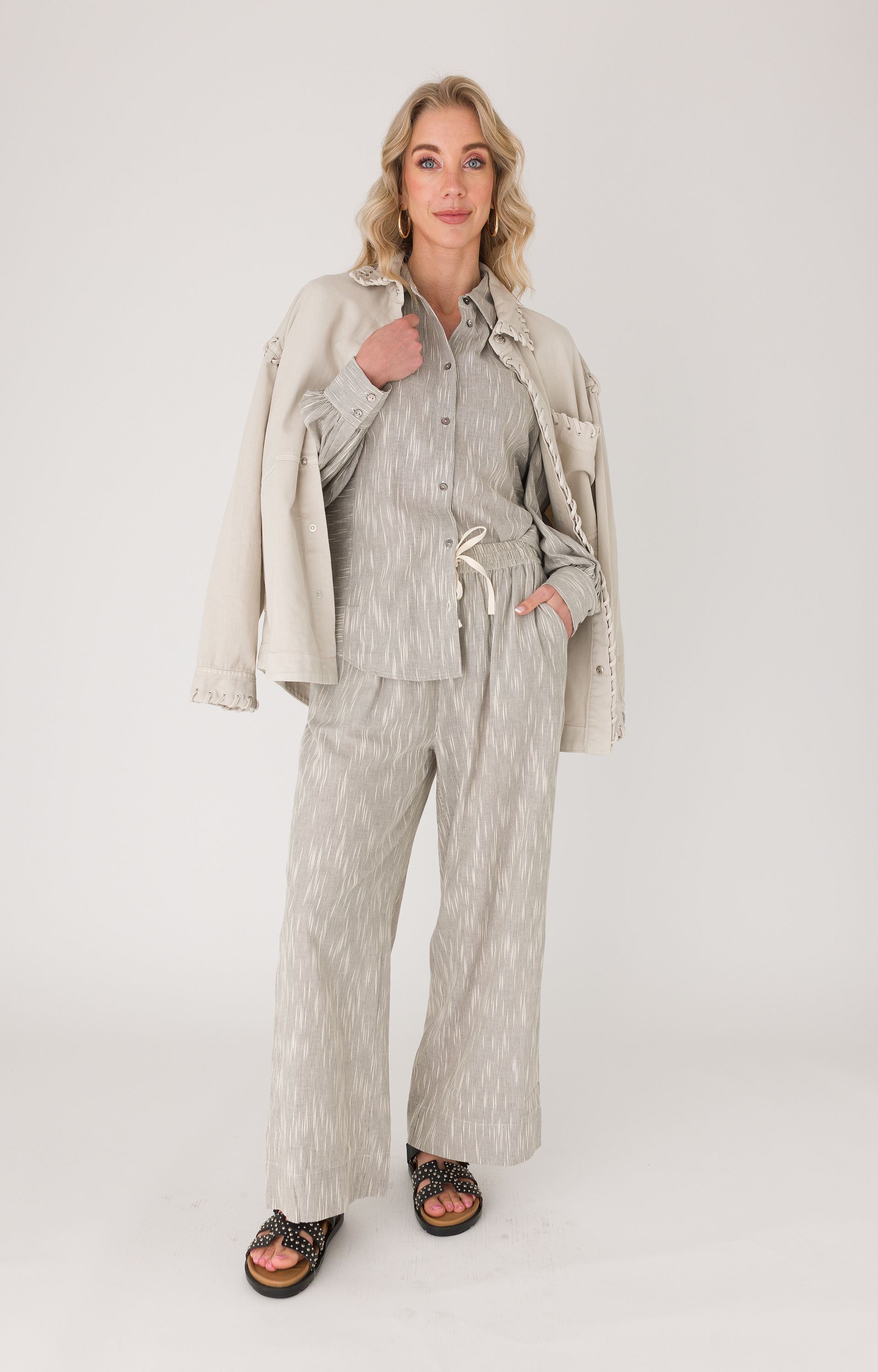 Blouse Lady
