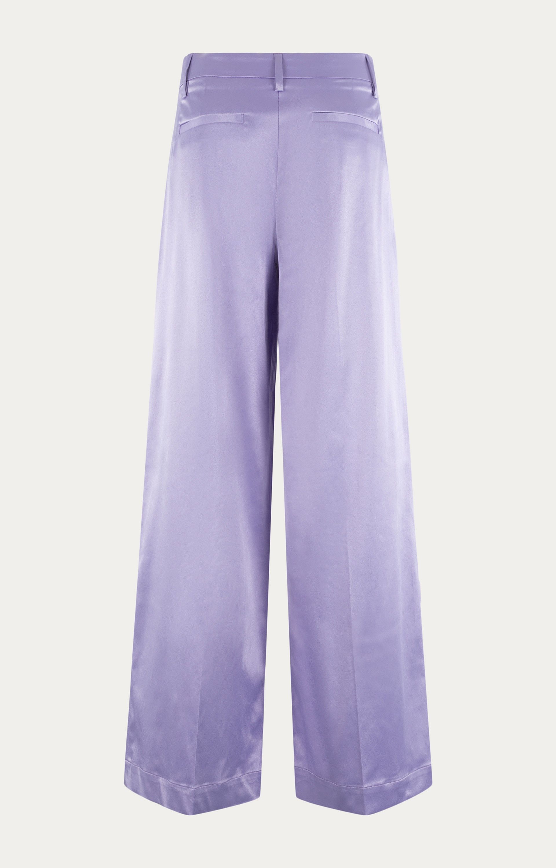 Broek met glans 