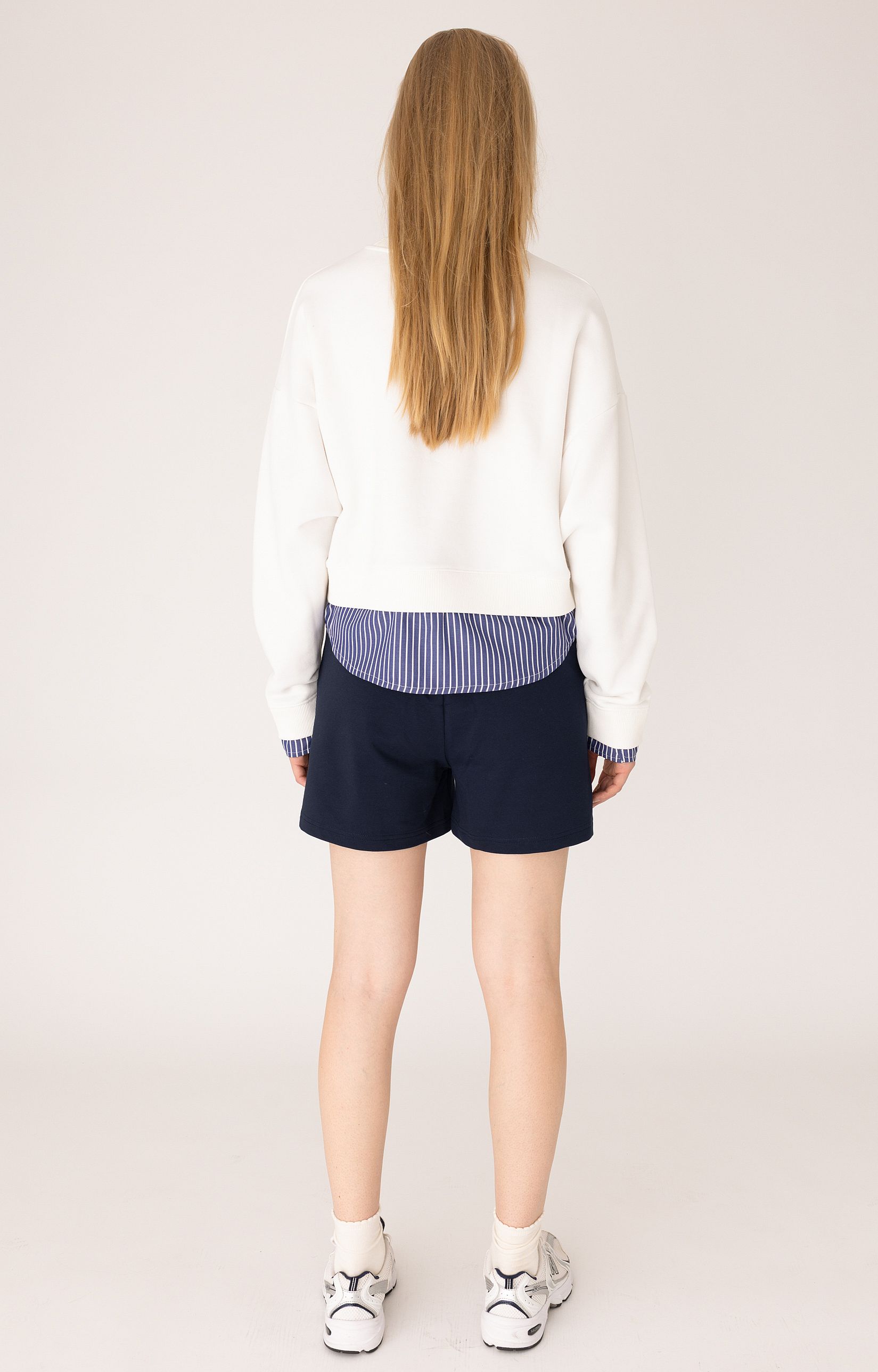 Short Jogmini
