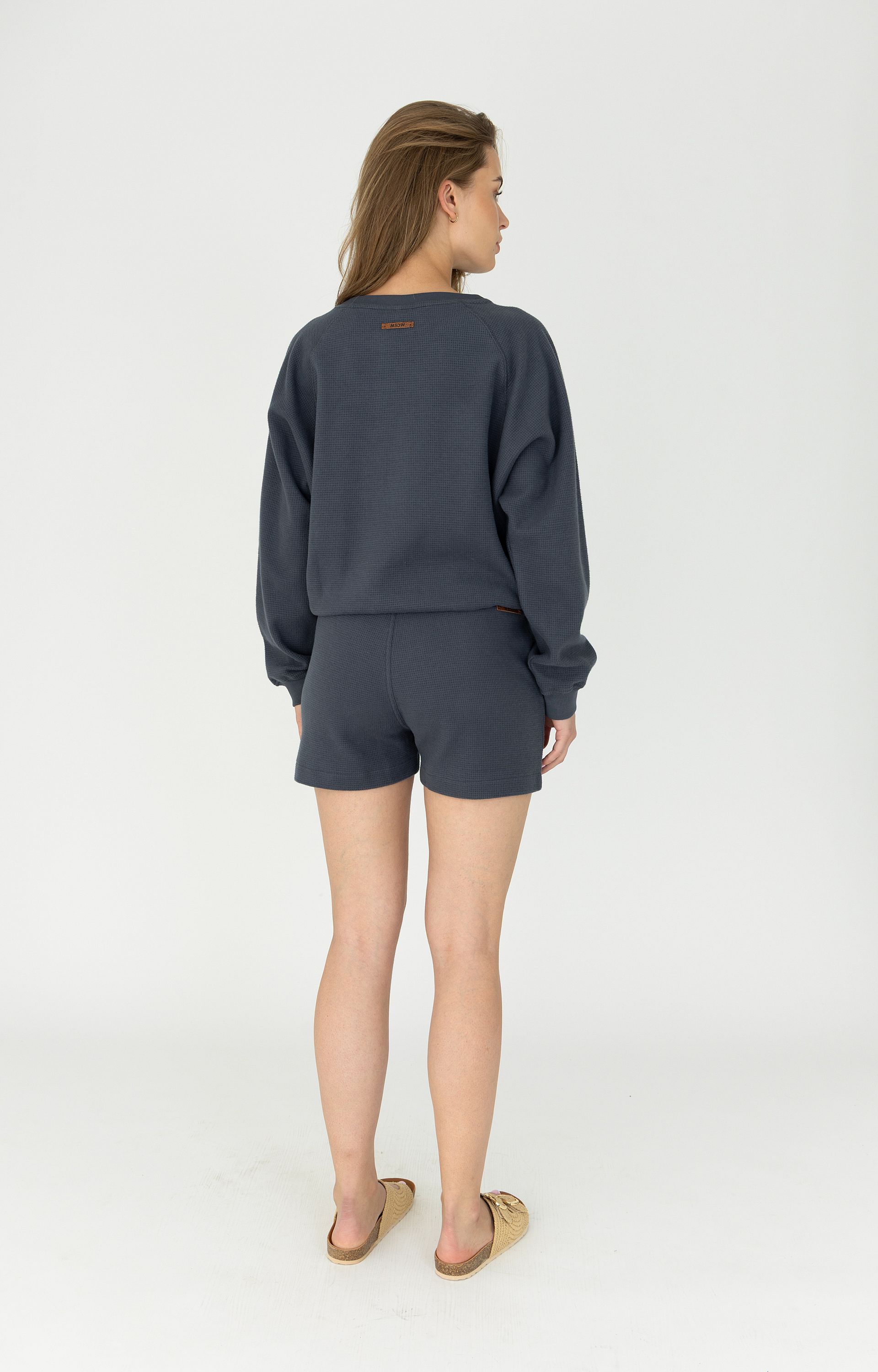 Short mint