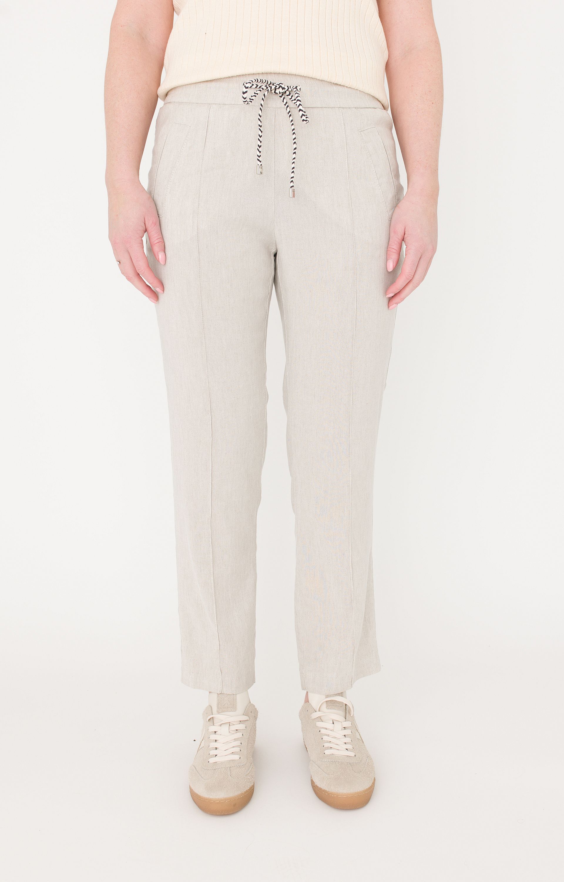 Broek May Zigarette