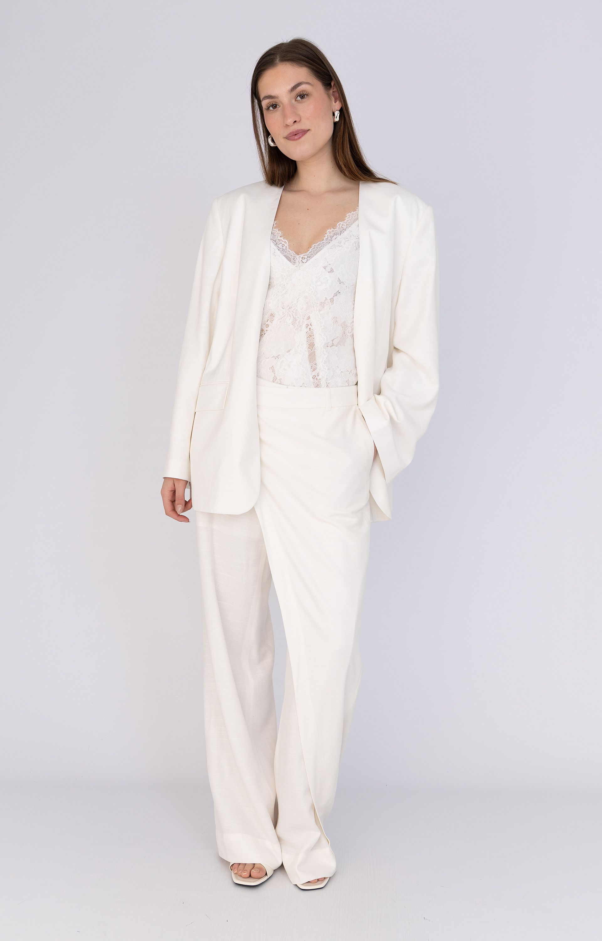 Broek Alina