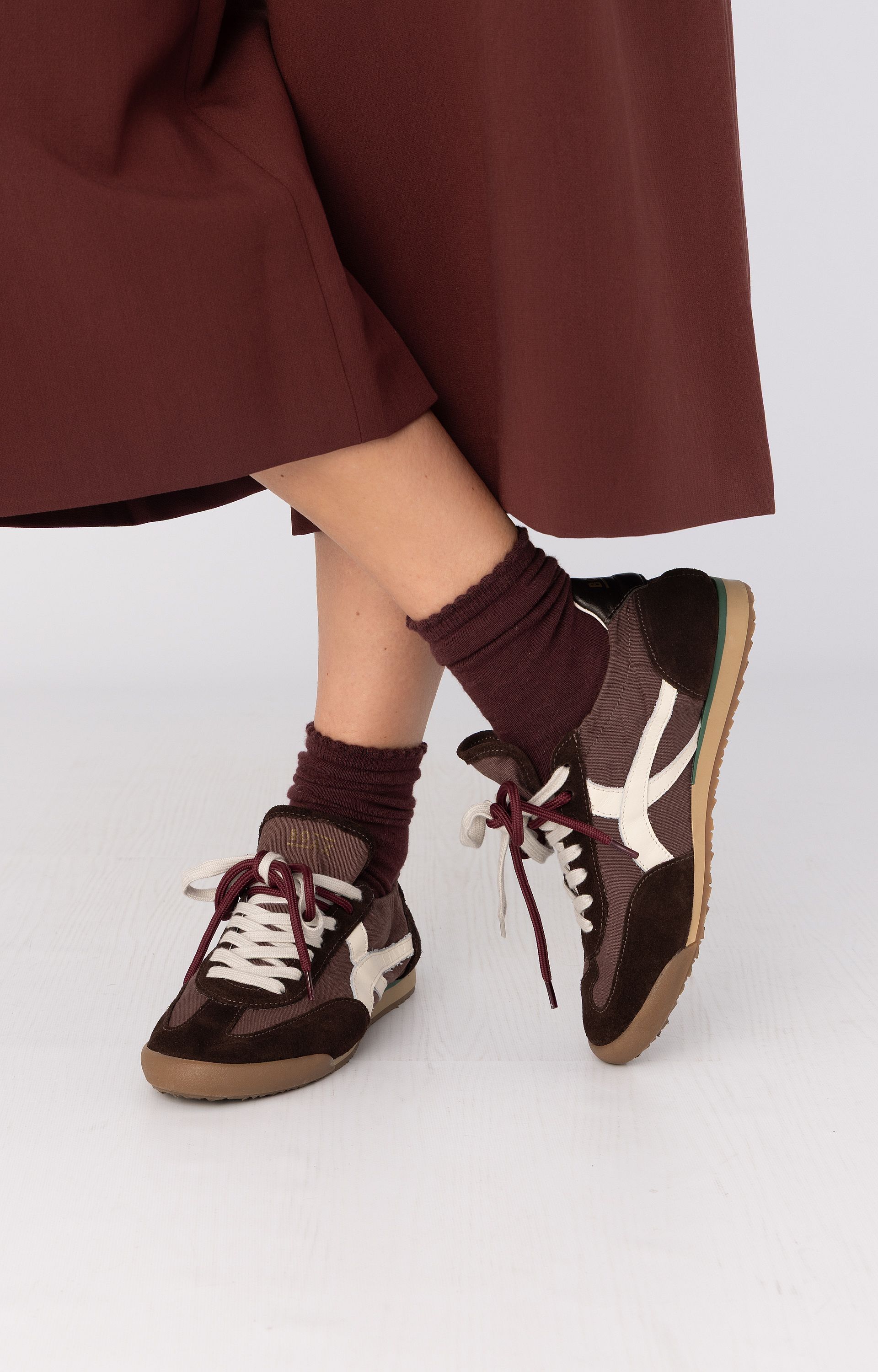 Sneakers Split