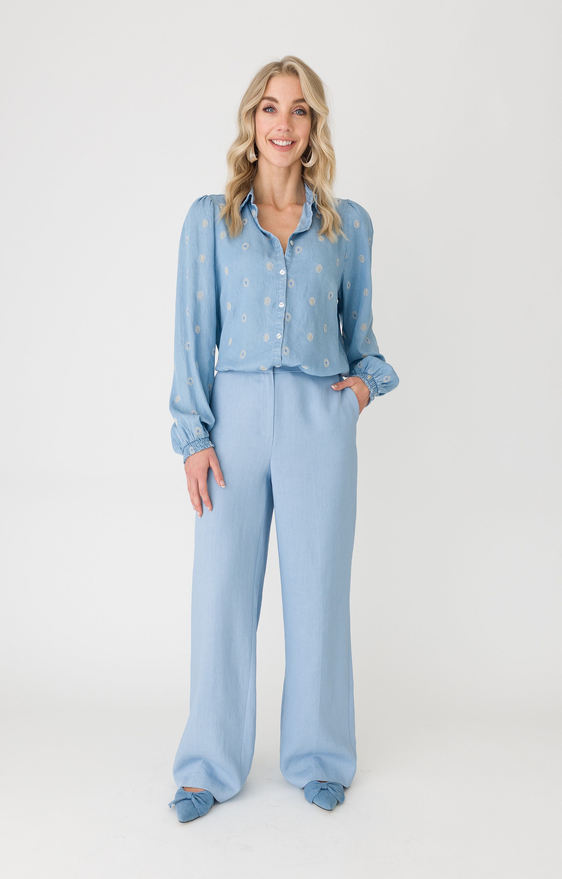 Blouse met borduursels 