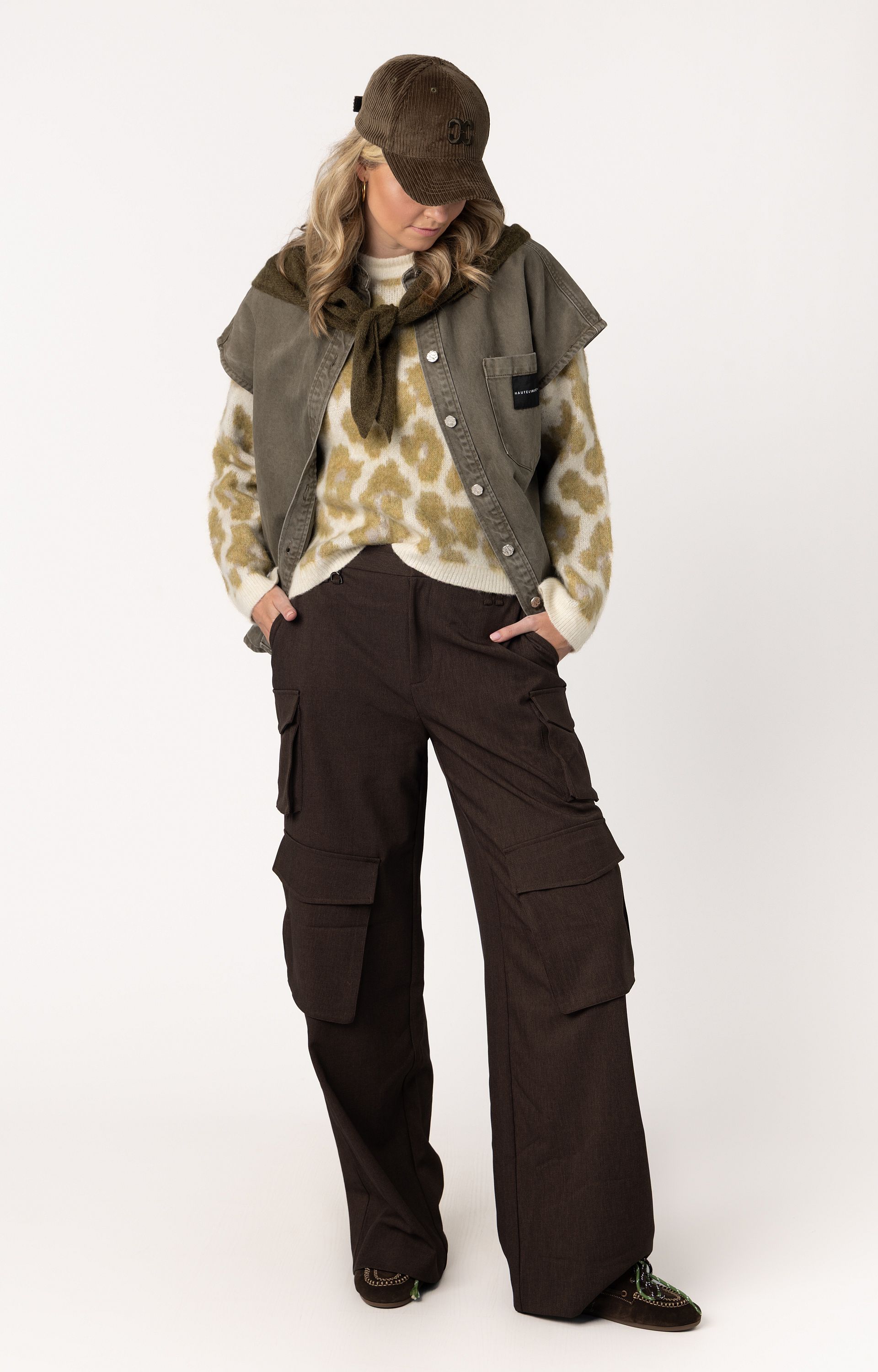 AW26 - 518