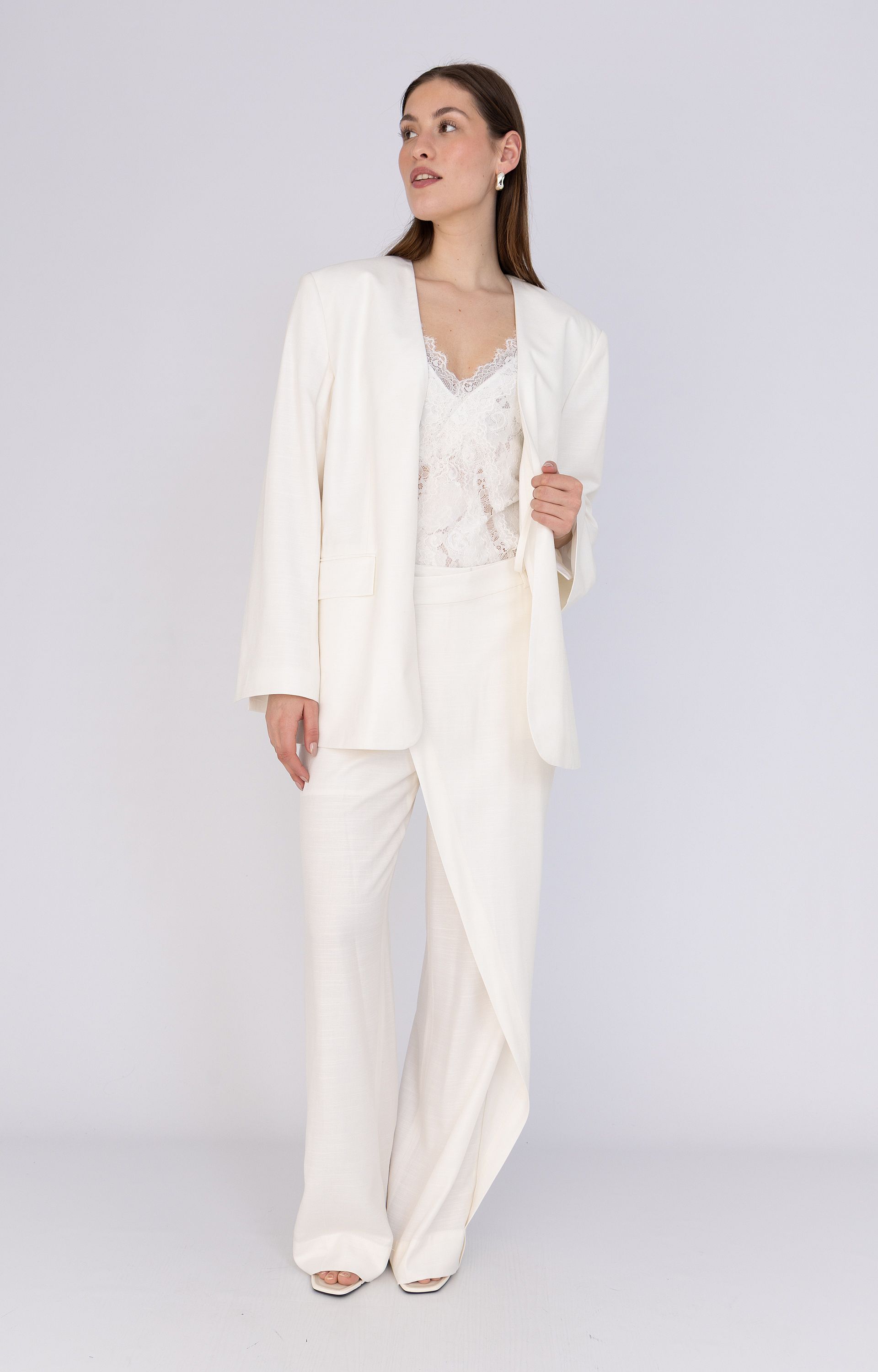 Broek Alina