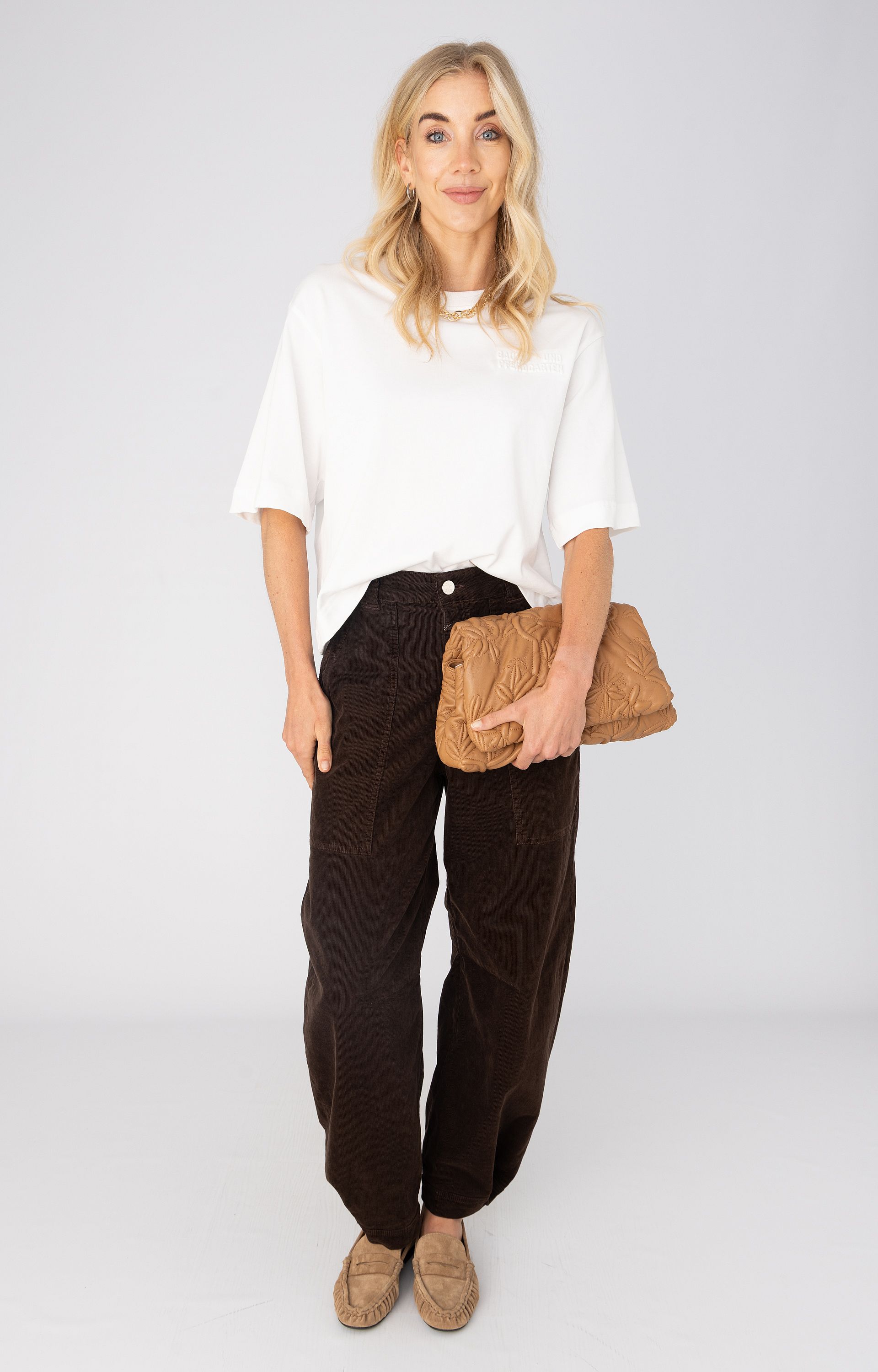 Broek met ribstructuur