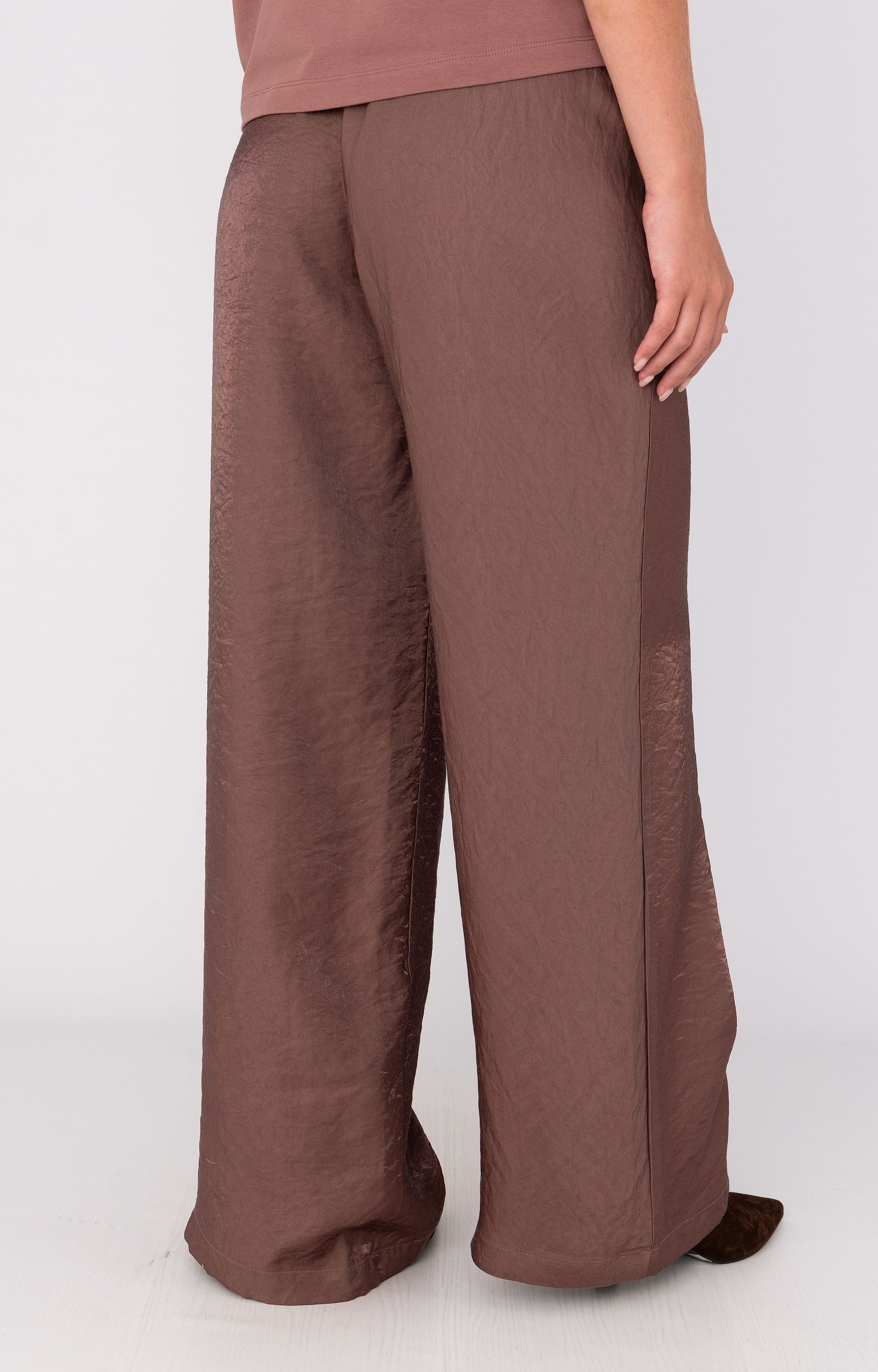 Broek met glans