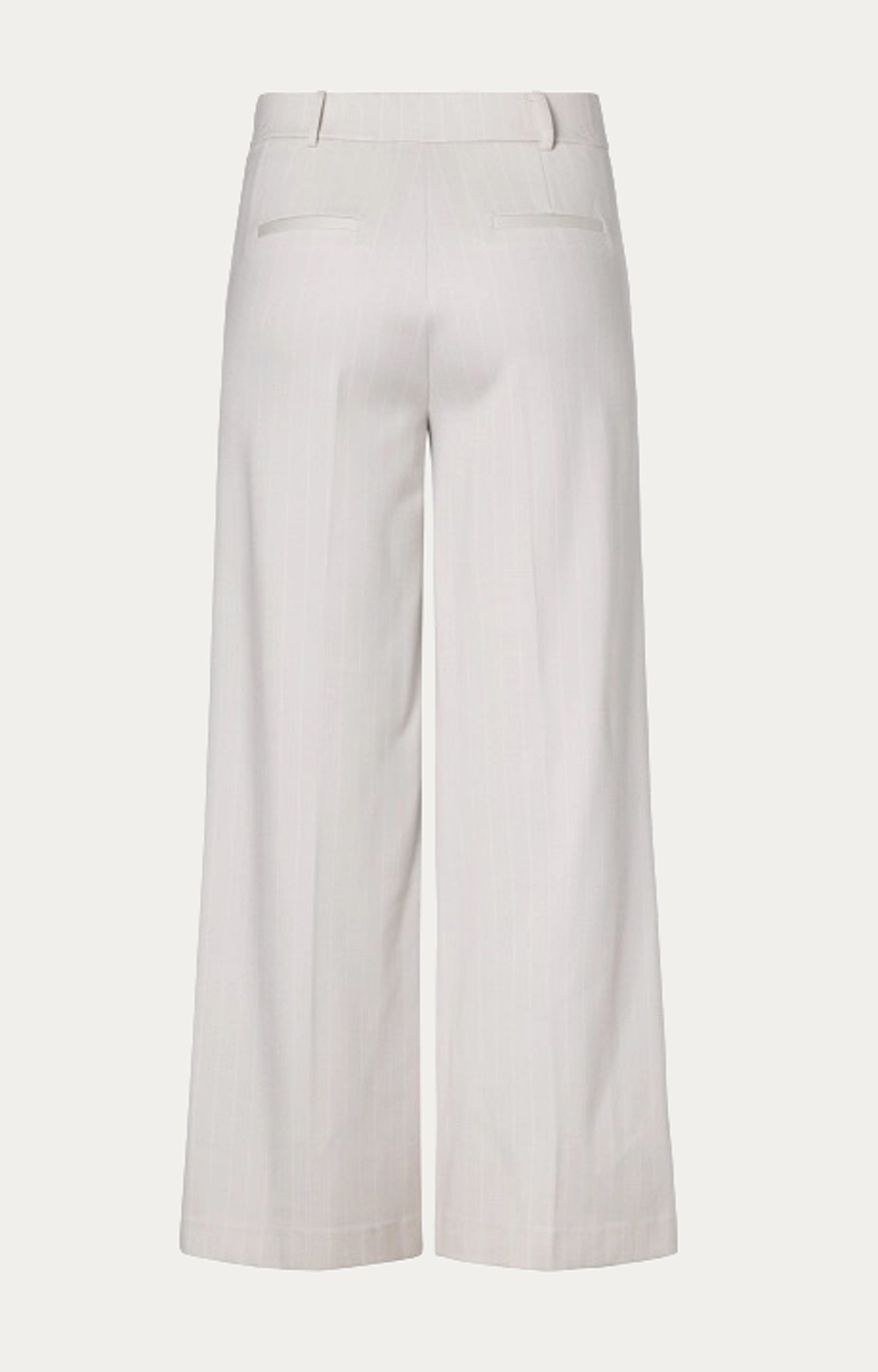 Broek Ayle