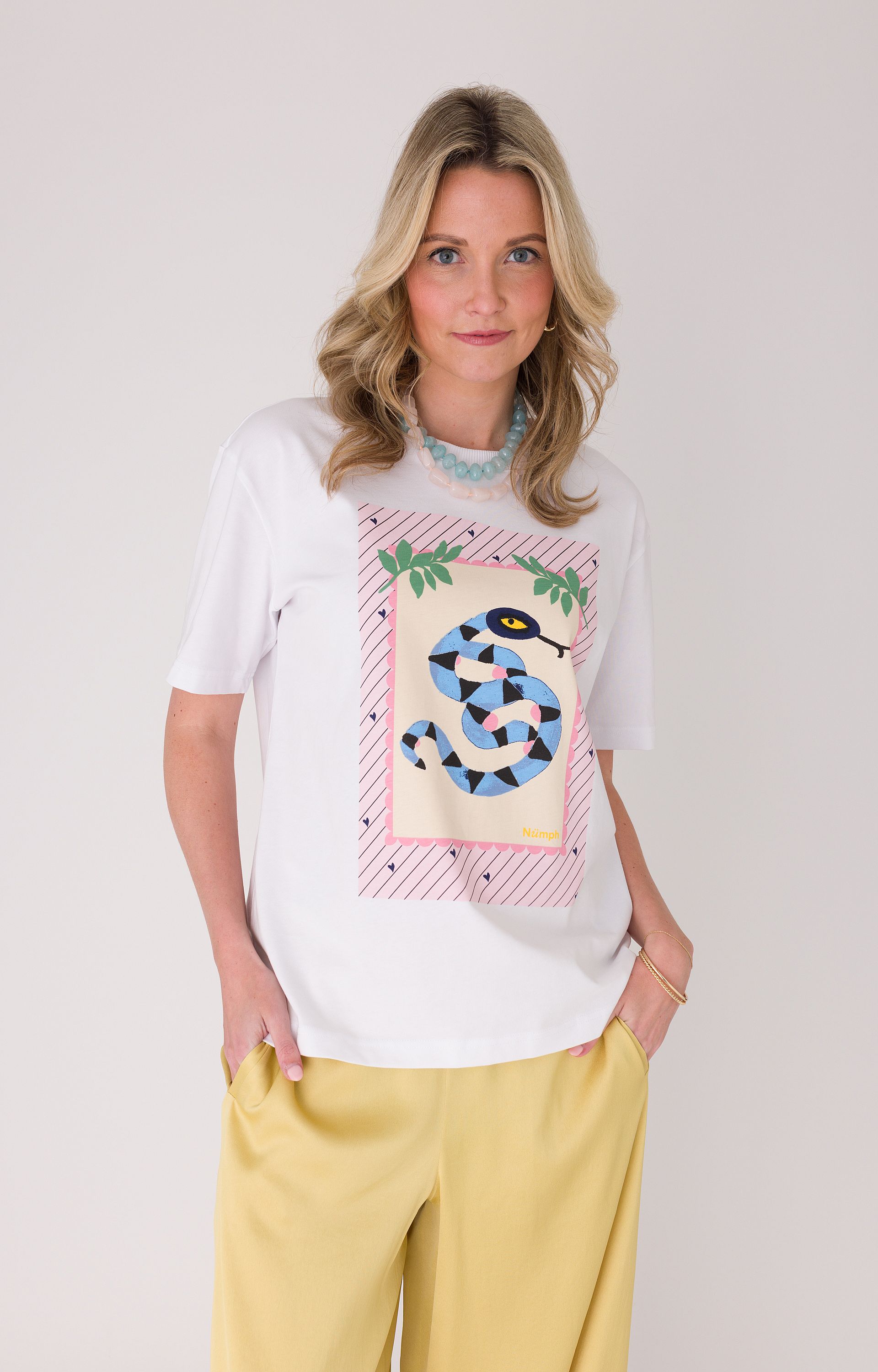 T-shirt Snilla
