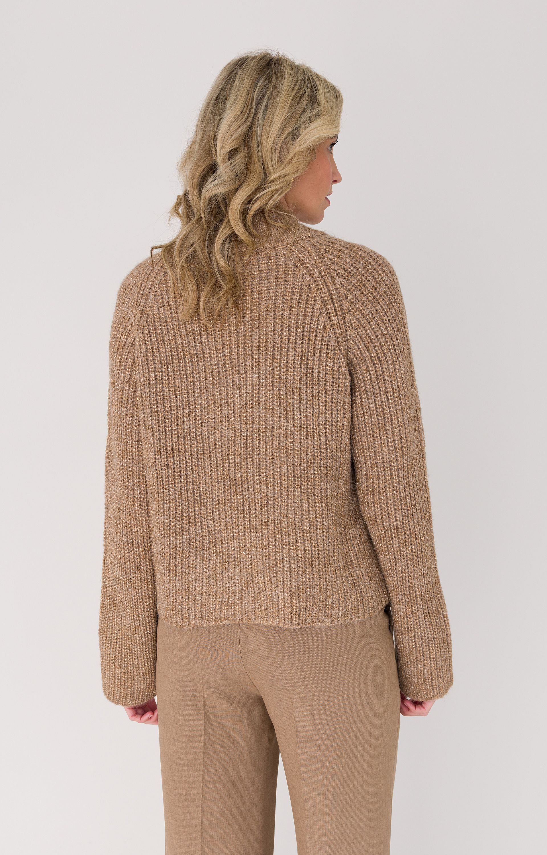 Trui met ribstructuur