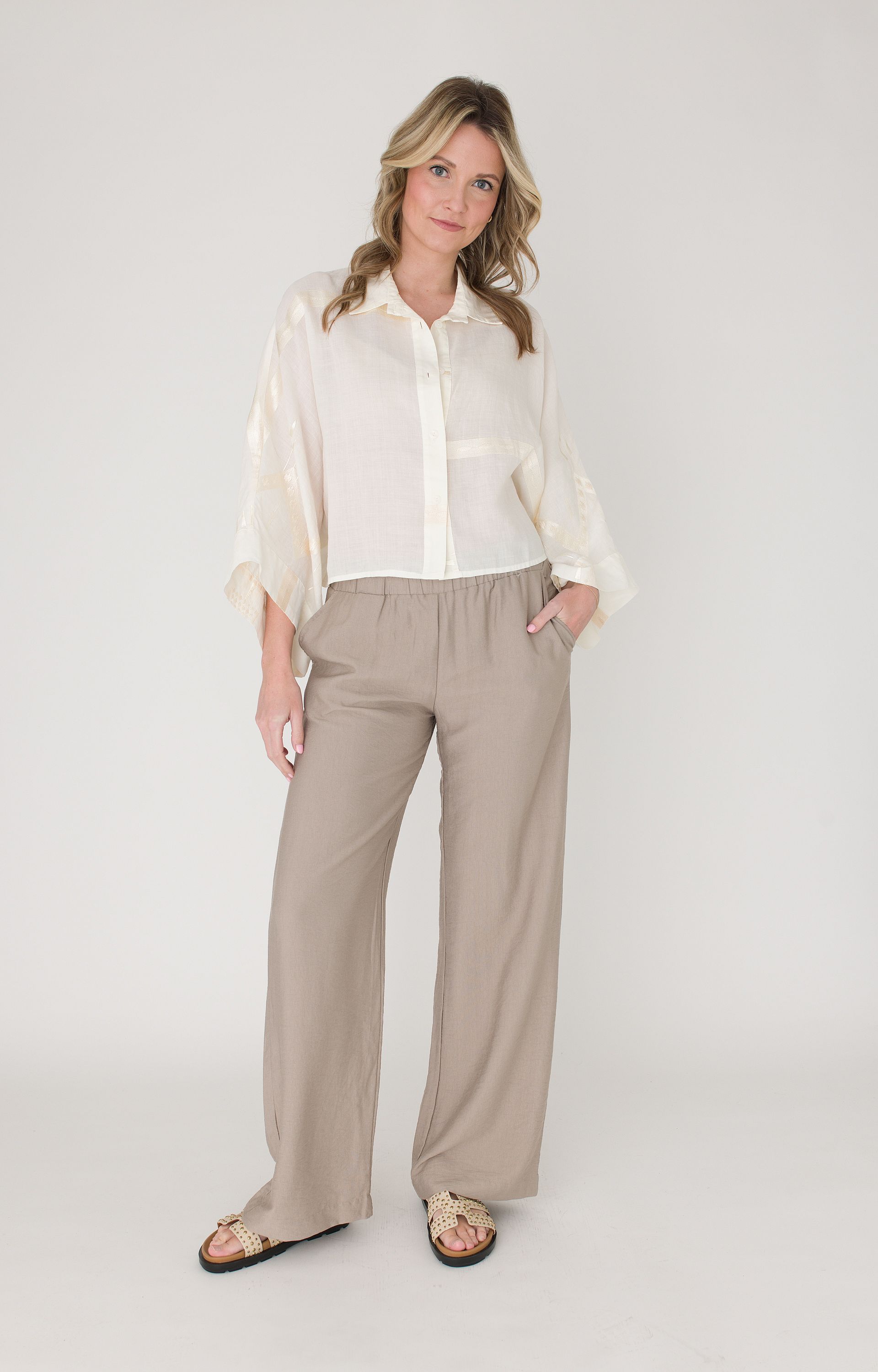 Blouse met borduursels