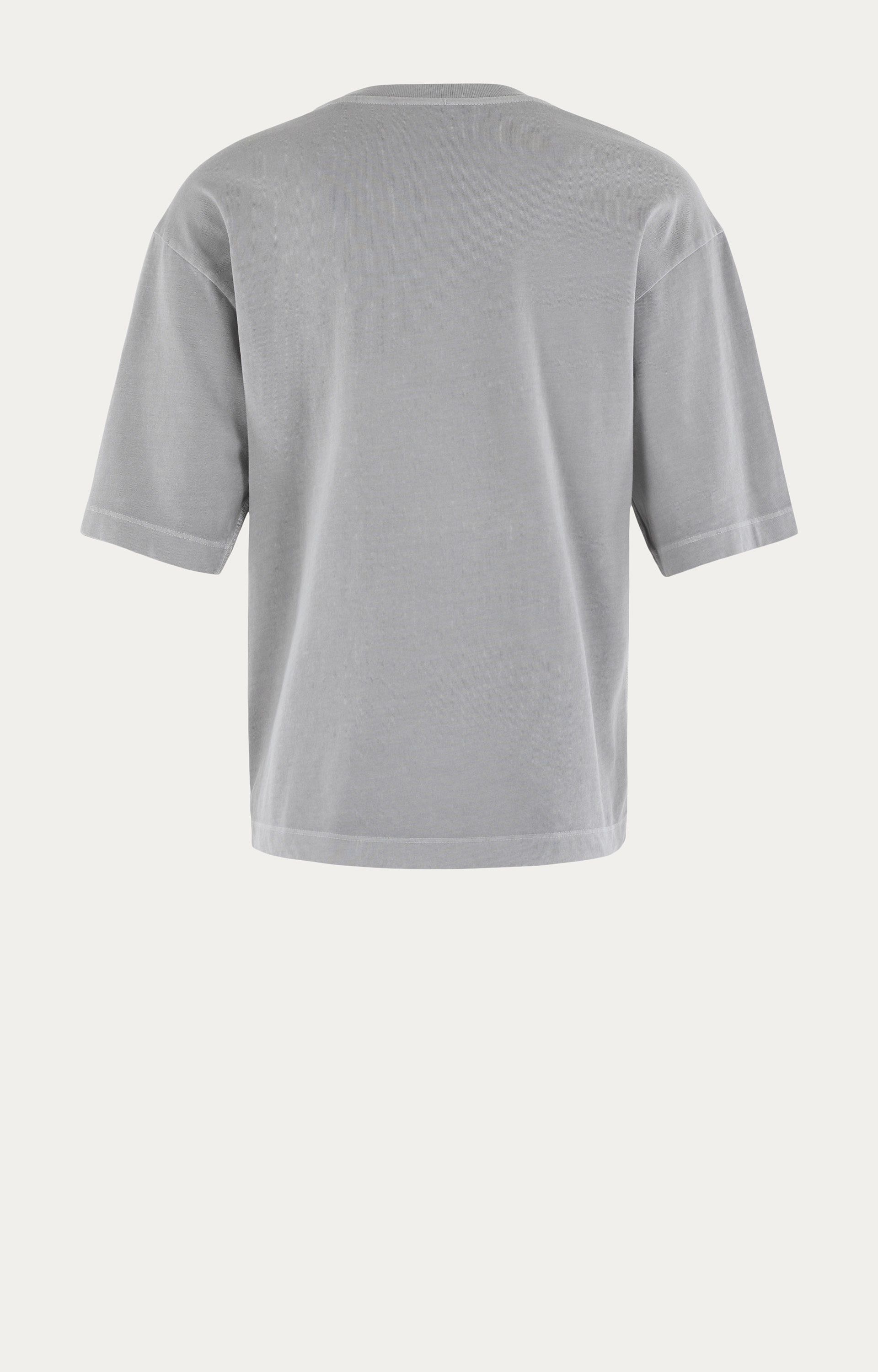 T-shirt washed look