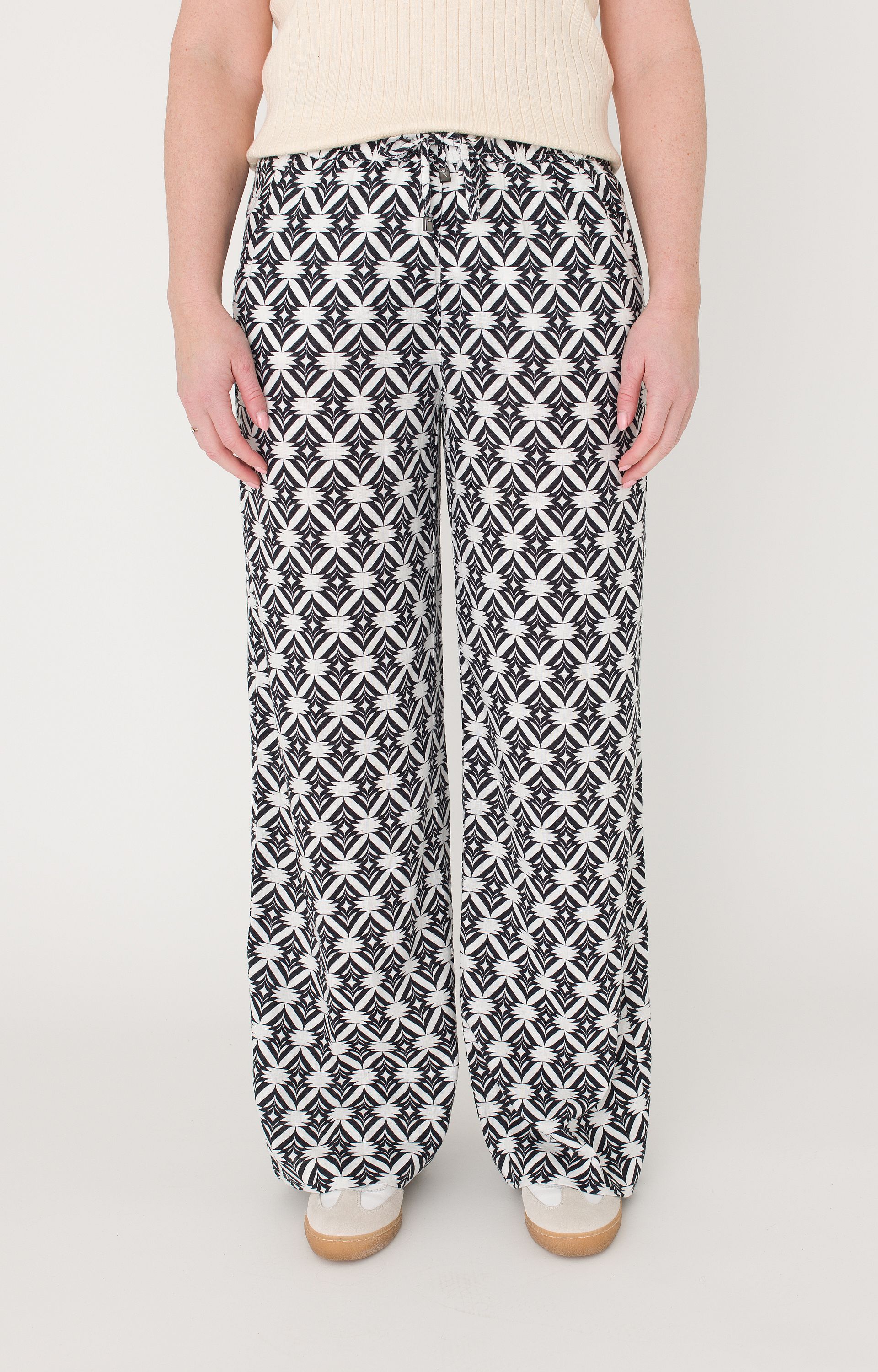 Broek Mara