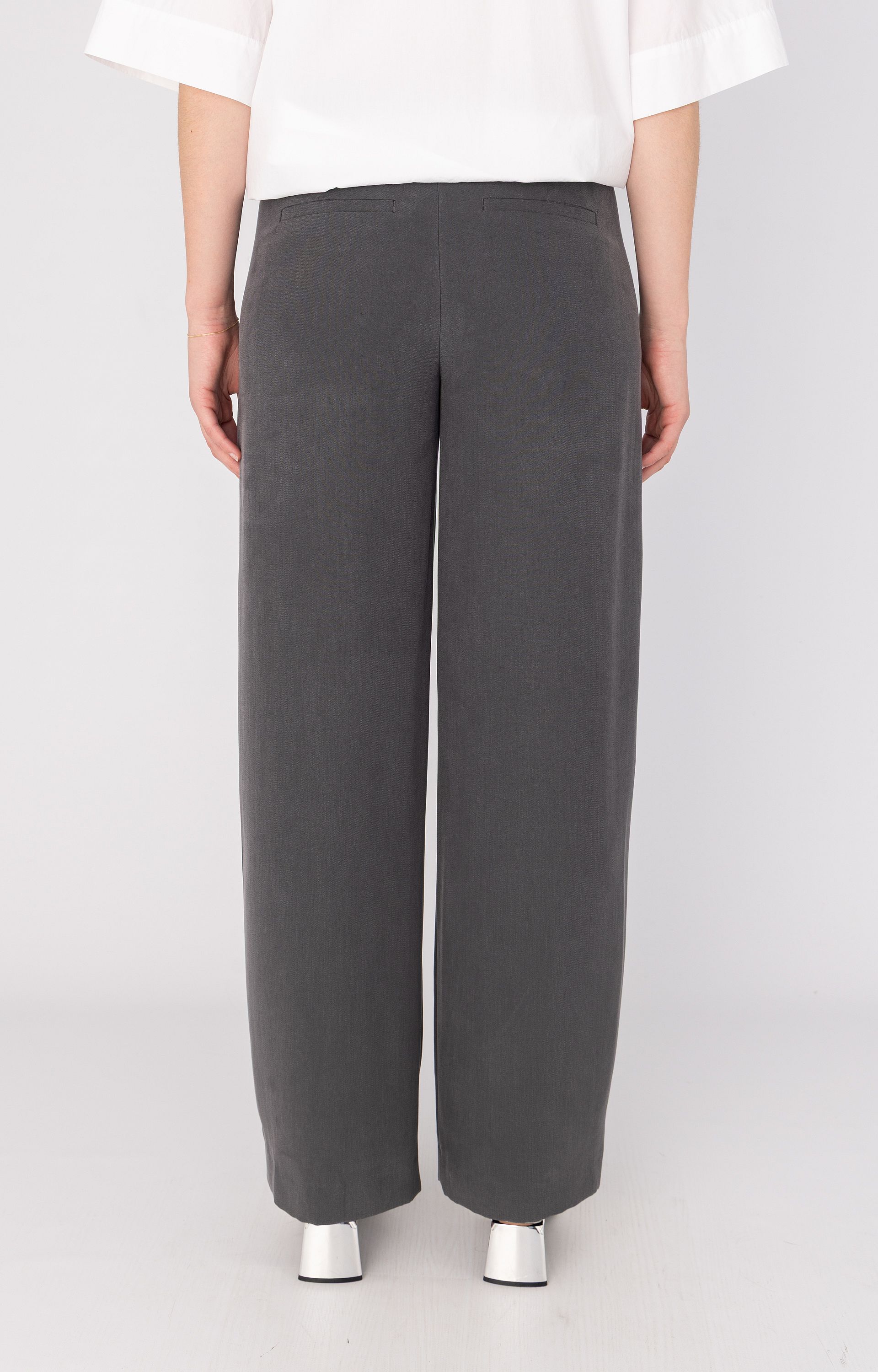 Broek Dutiful