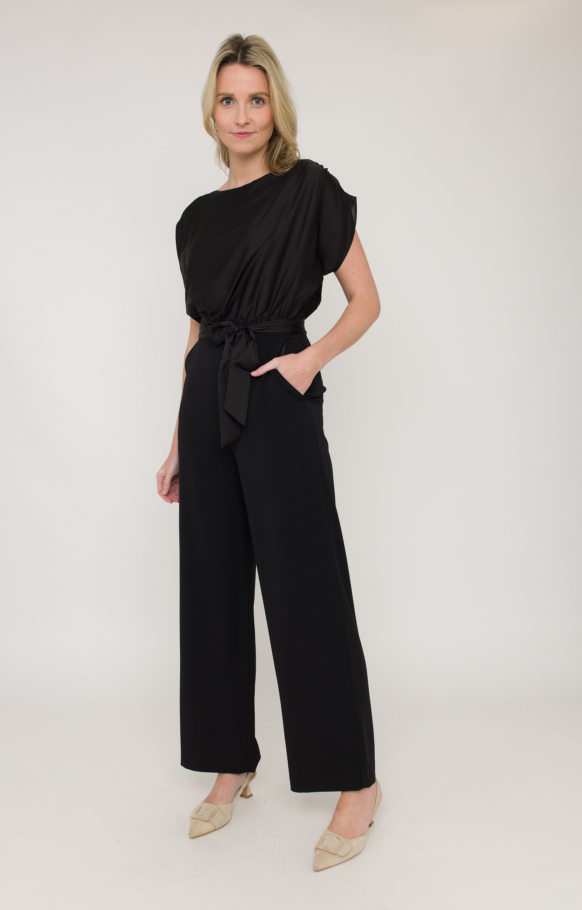 Satijnen jumpsuit