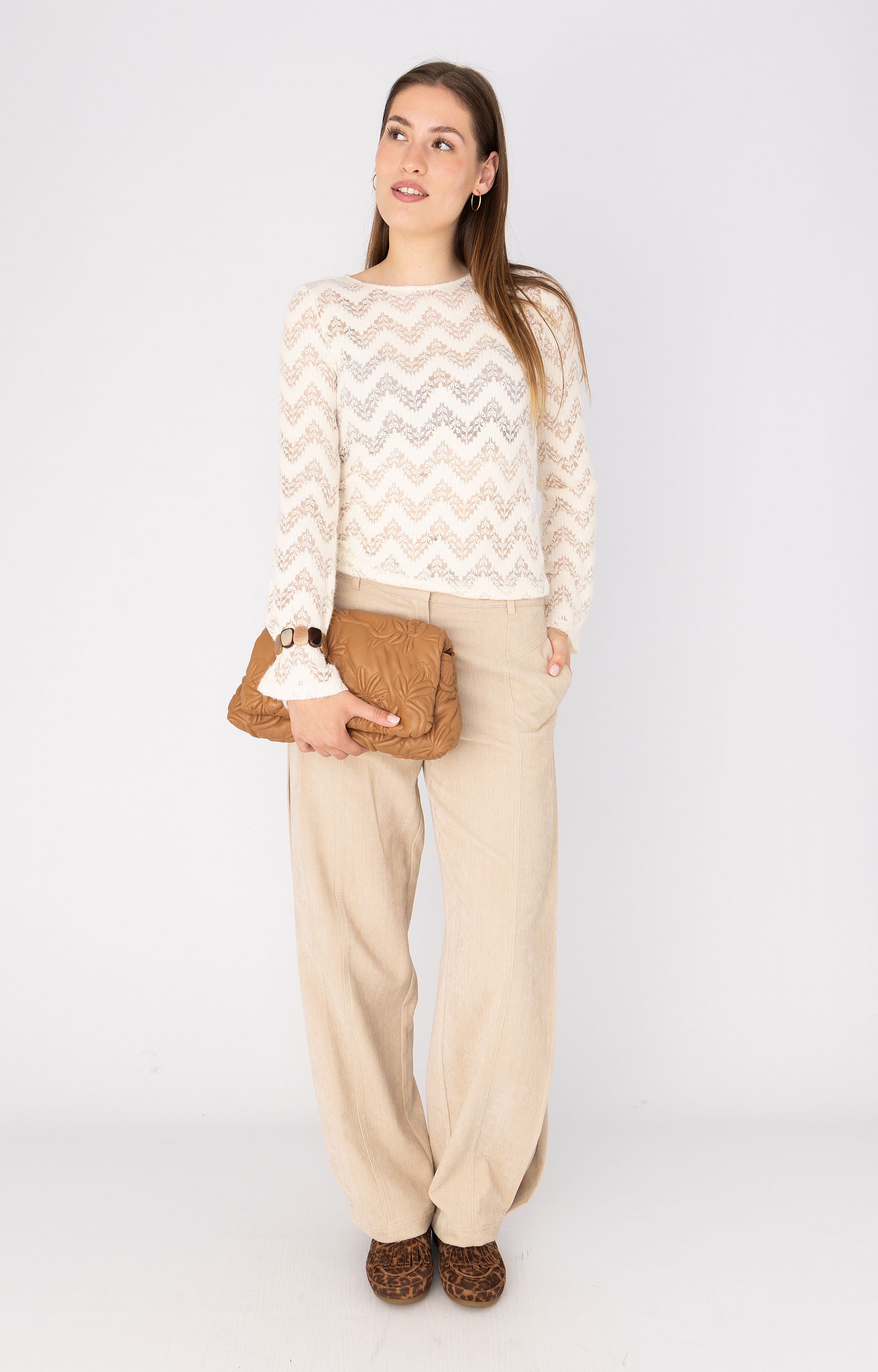 AW26-64