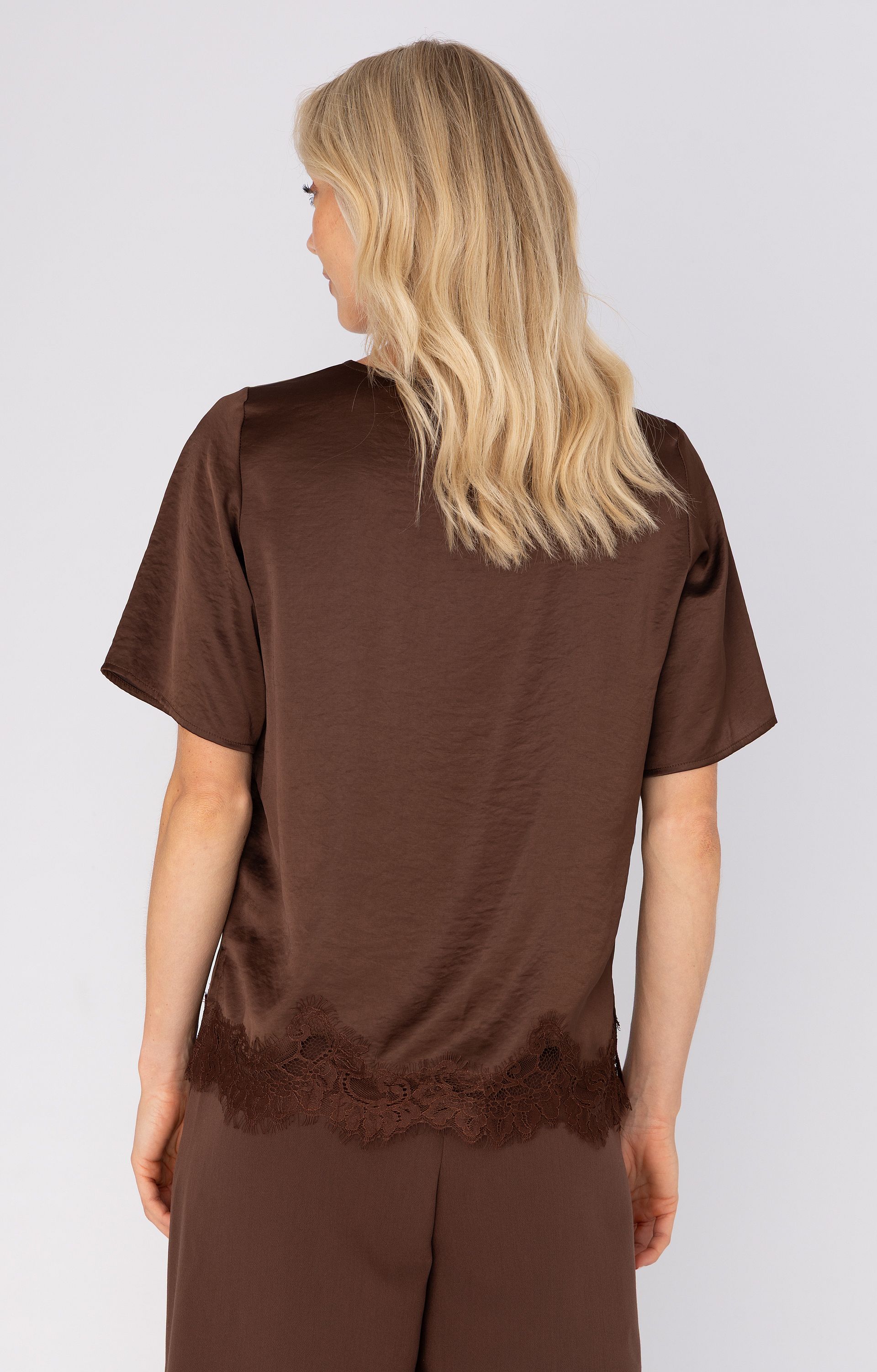 Blouse met kant 