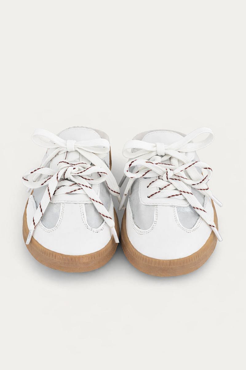 Sneaker Vally