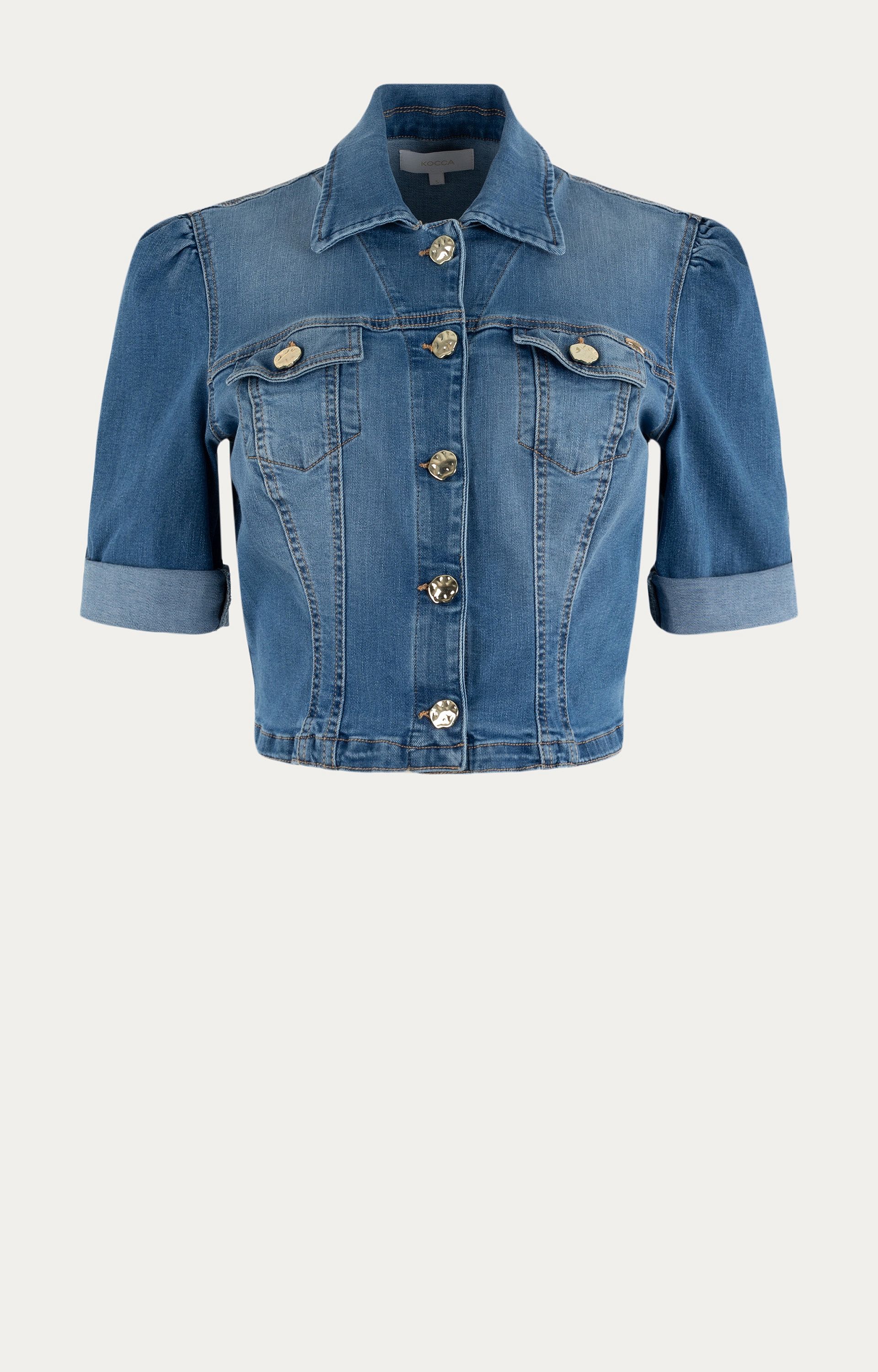 Blazer Bakari