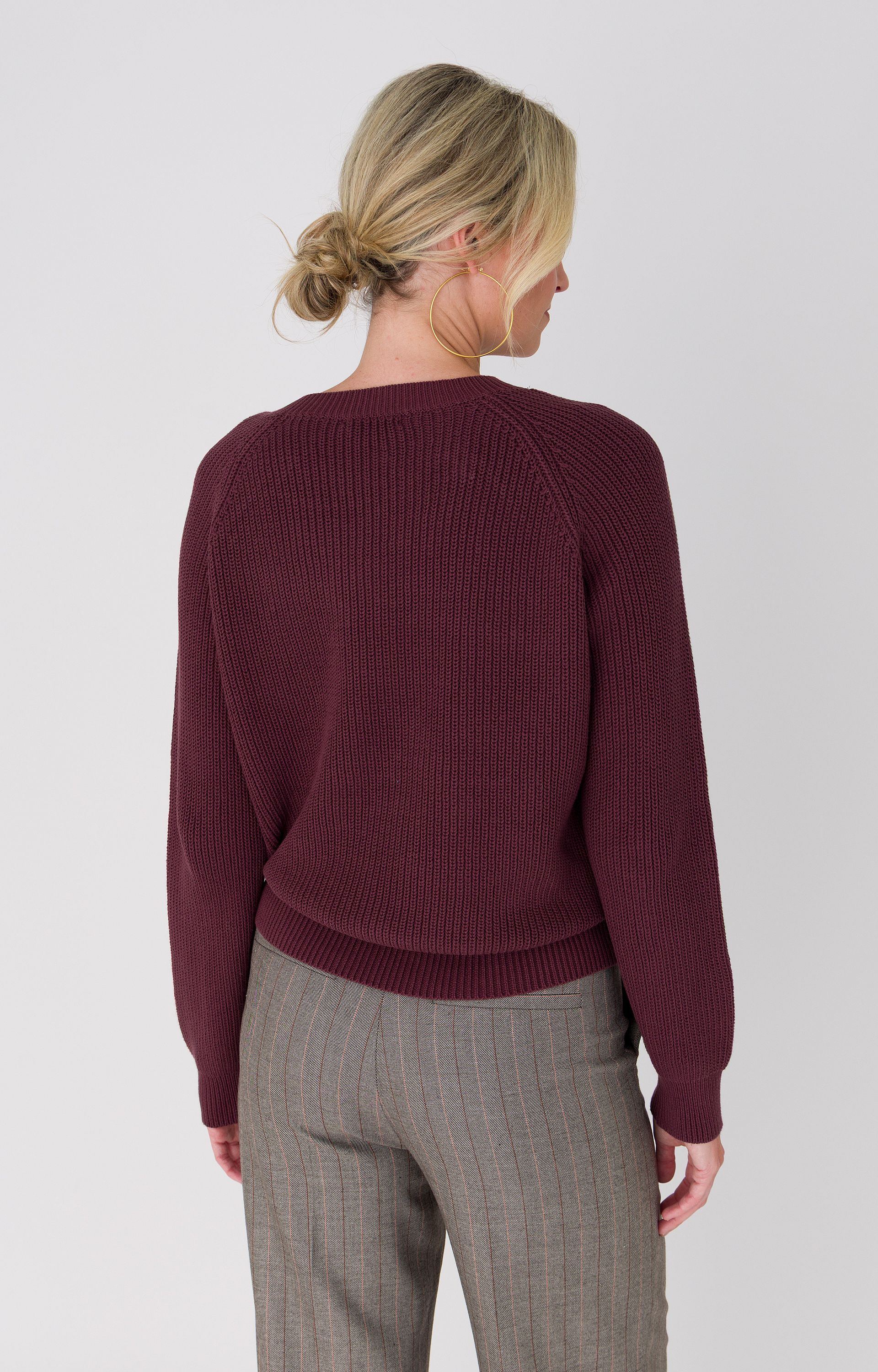 Pullover met knopen