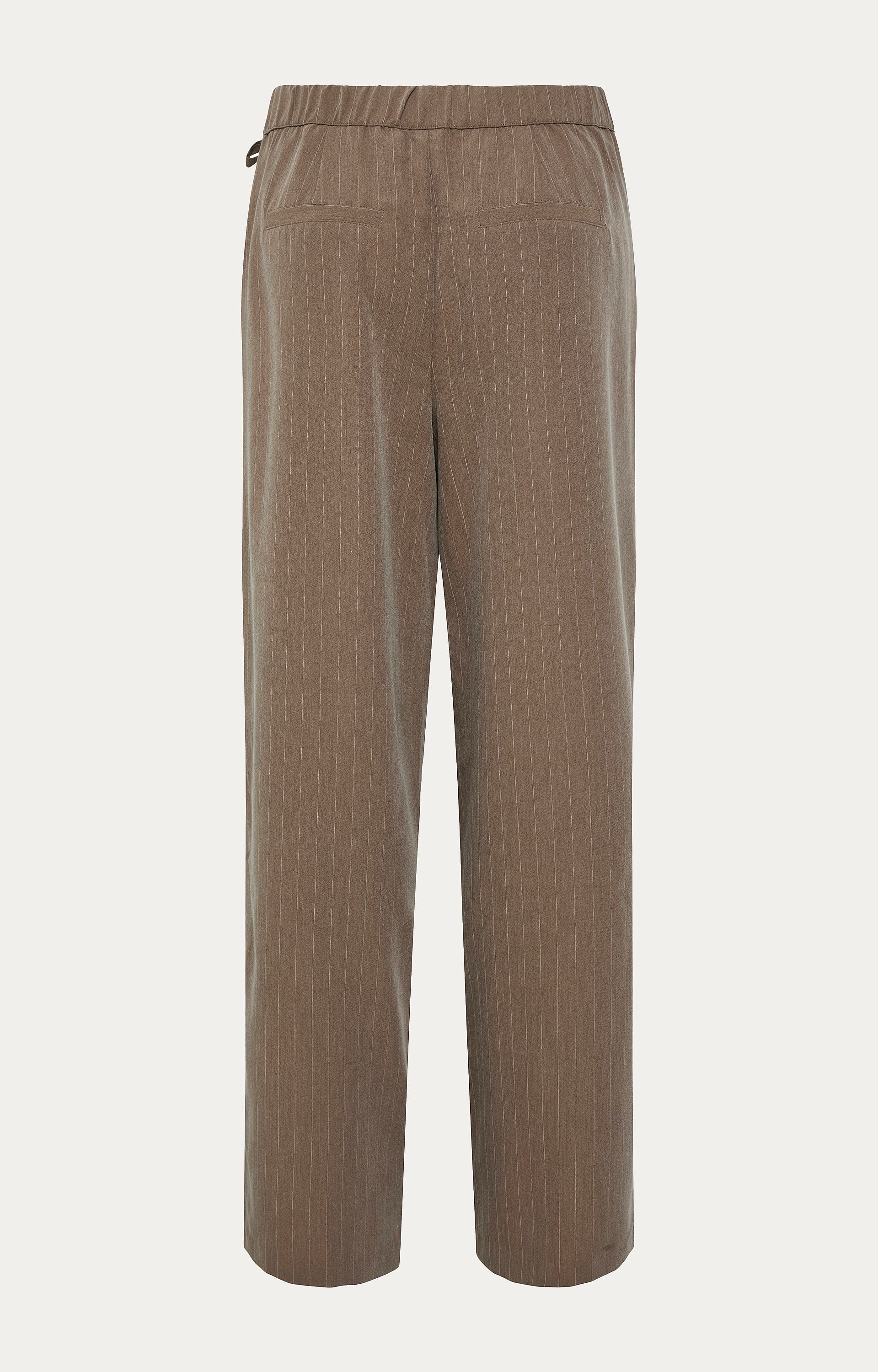 Broek Yasstrala