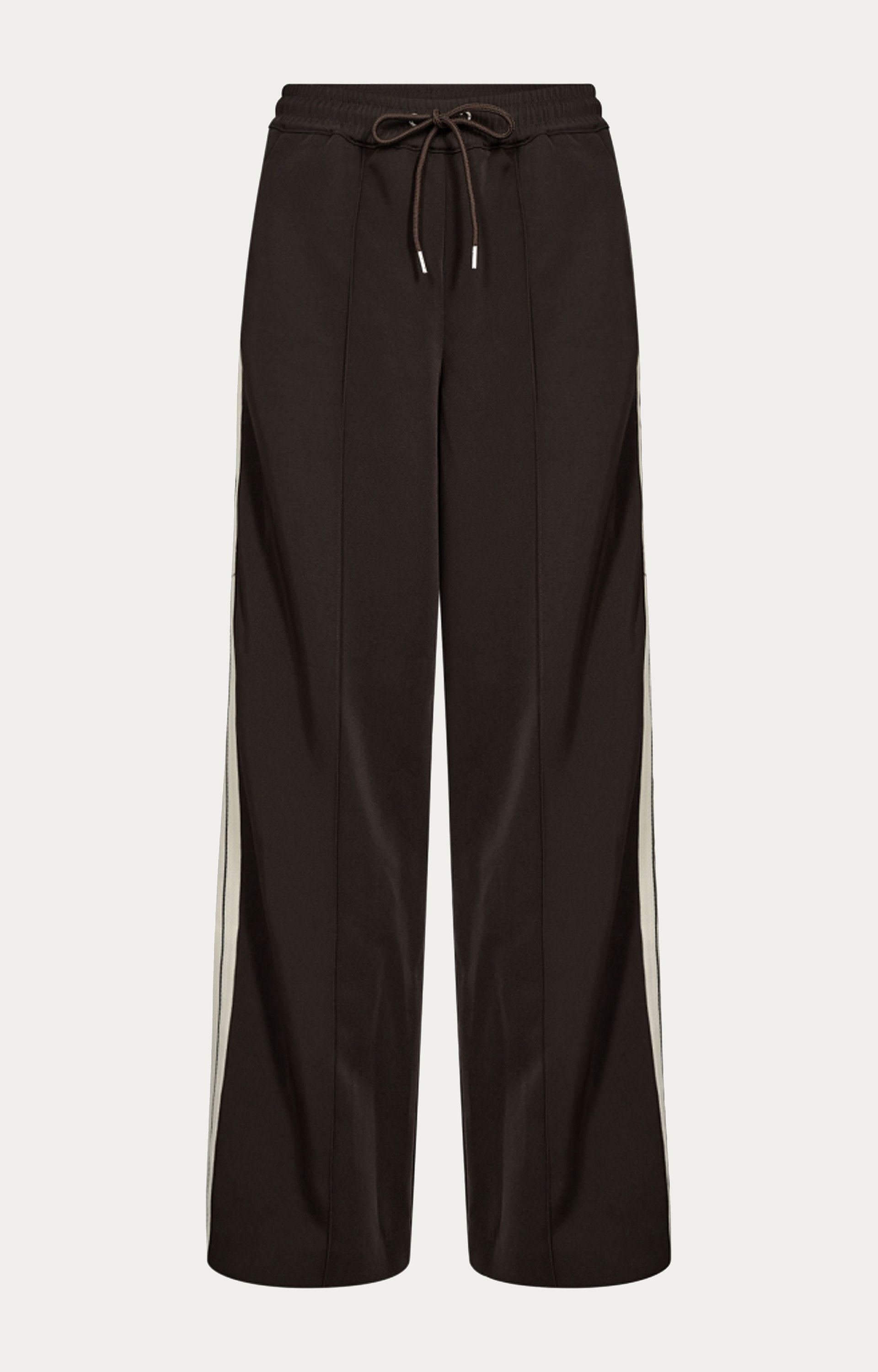 Broek Axel