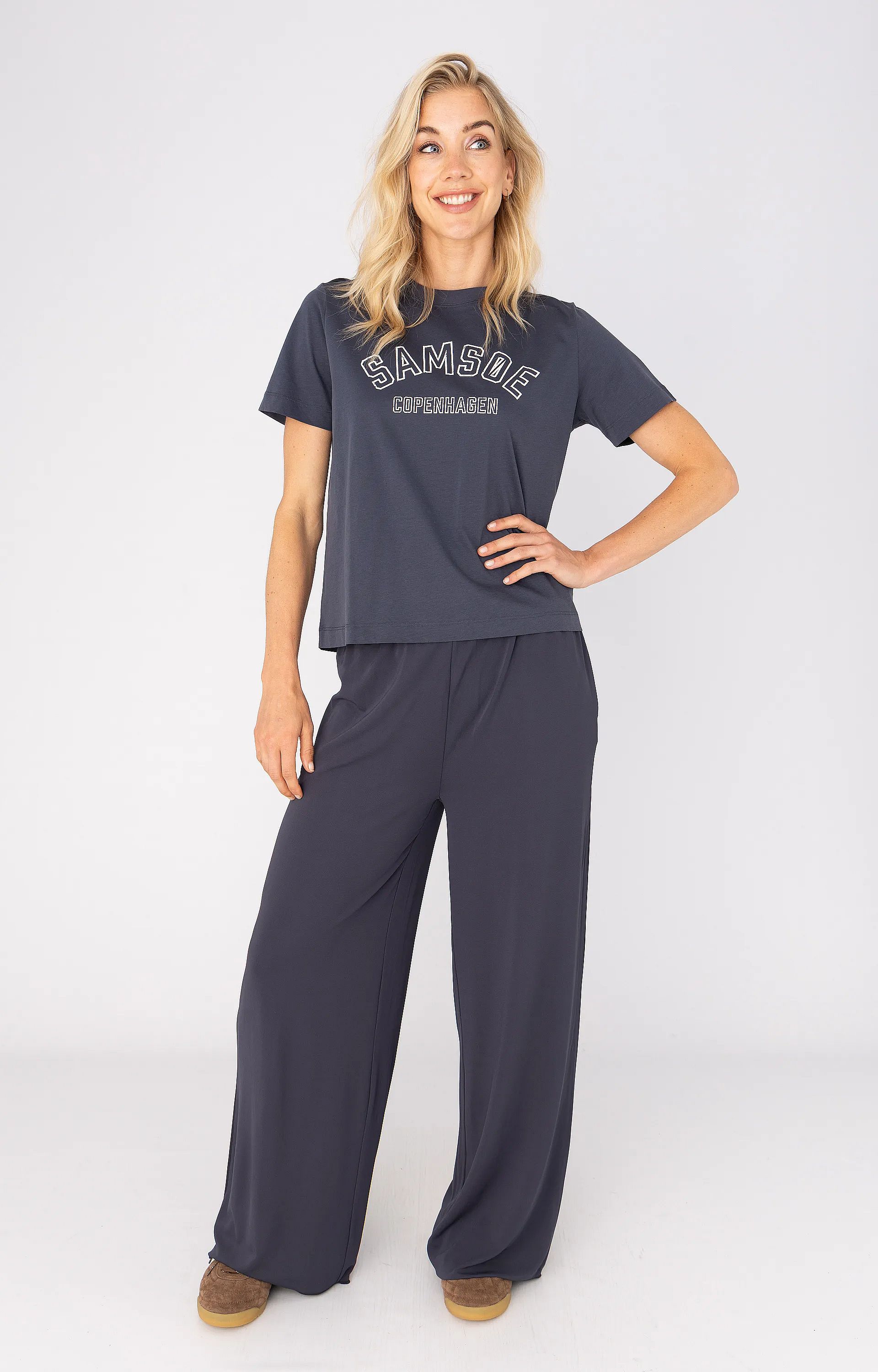 AW26 - 34