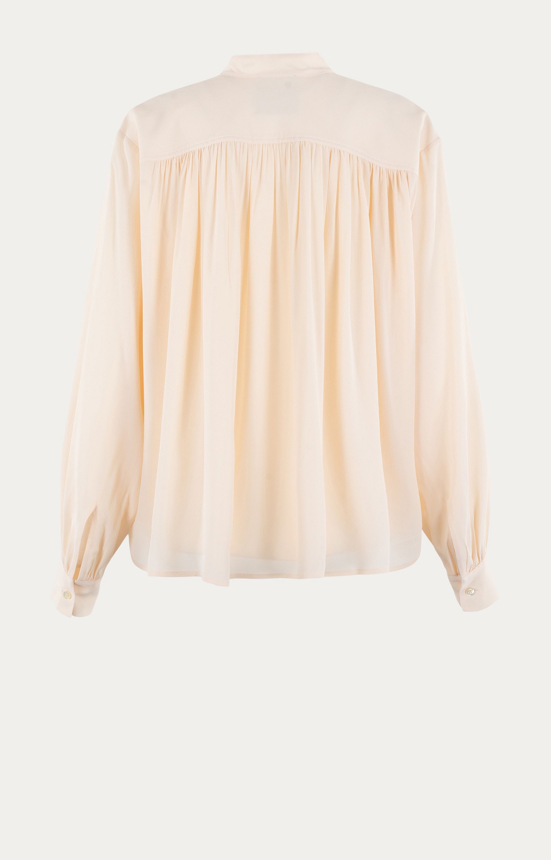 Soepelvallende blouse