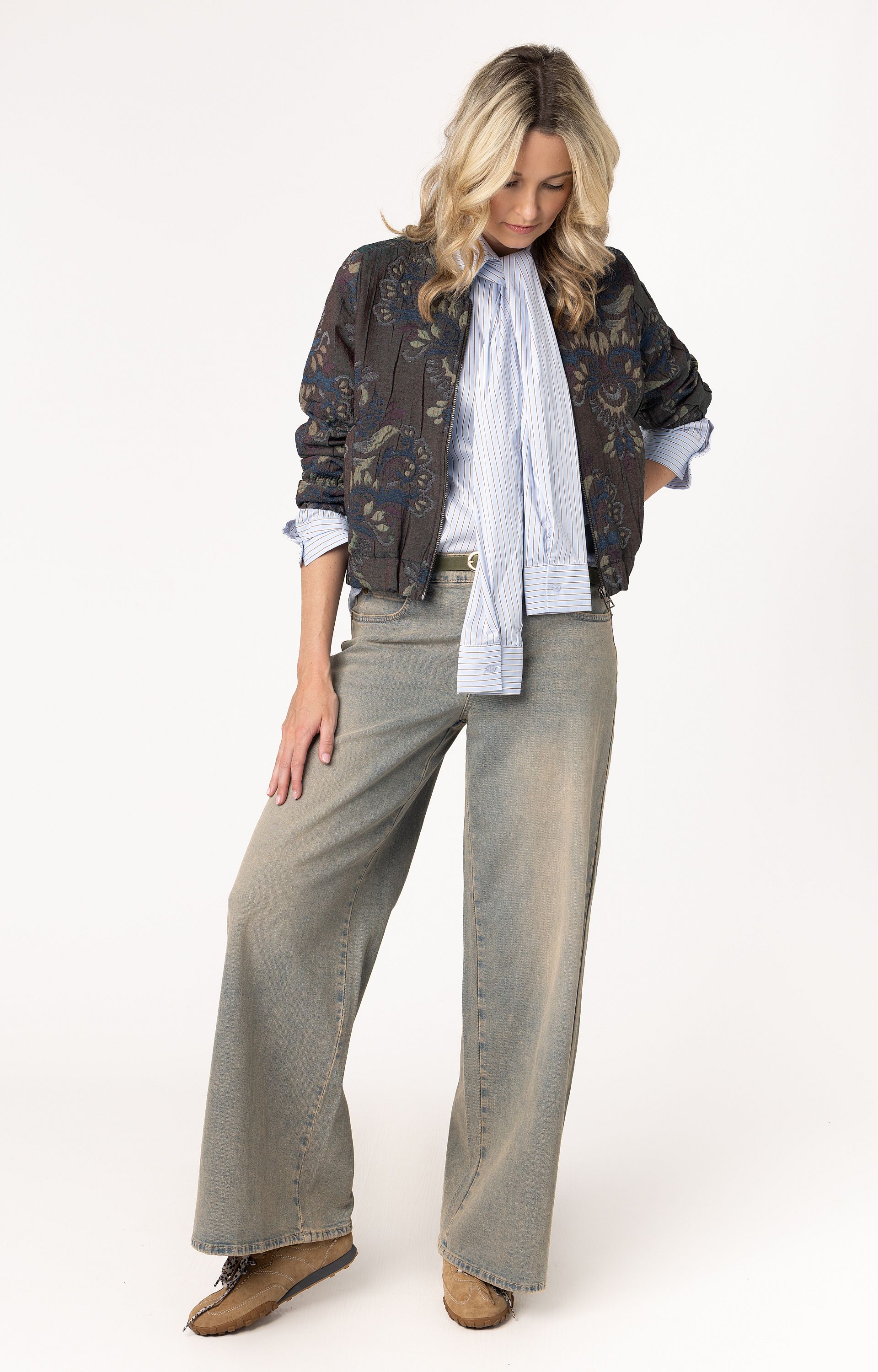 AW26 - 488