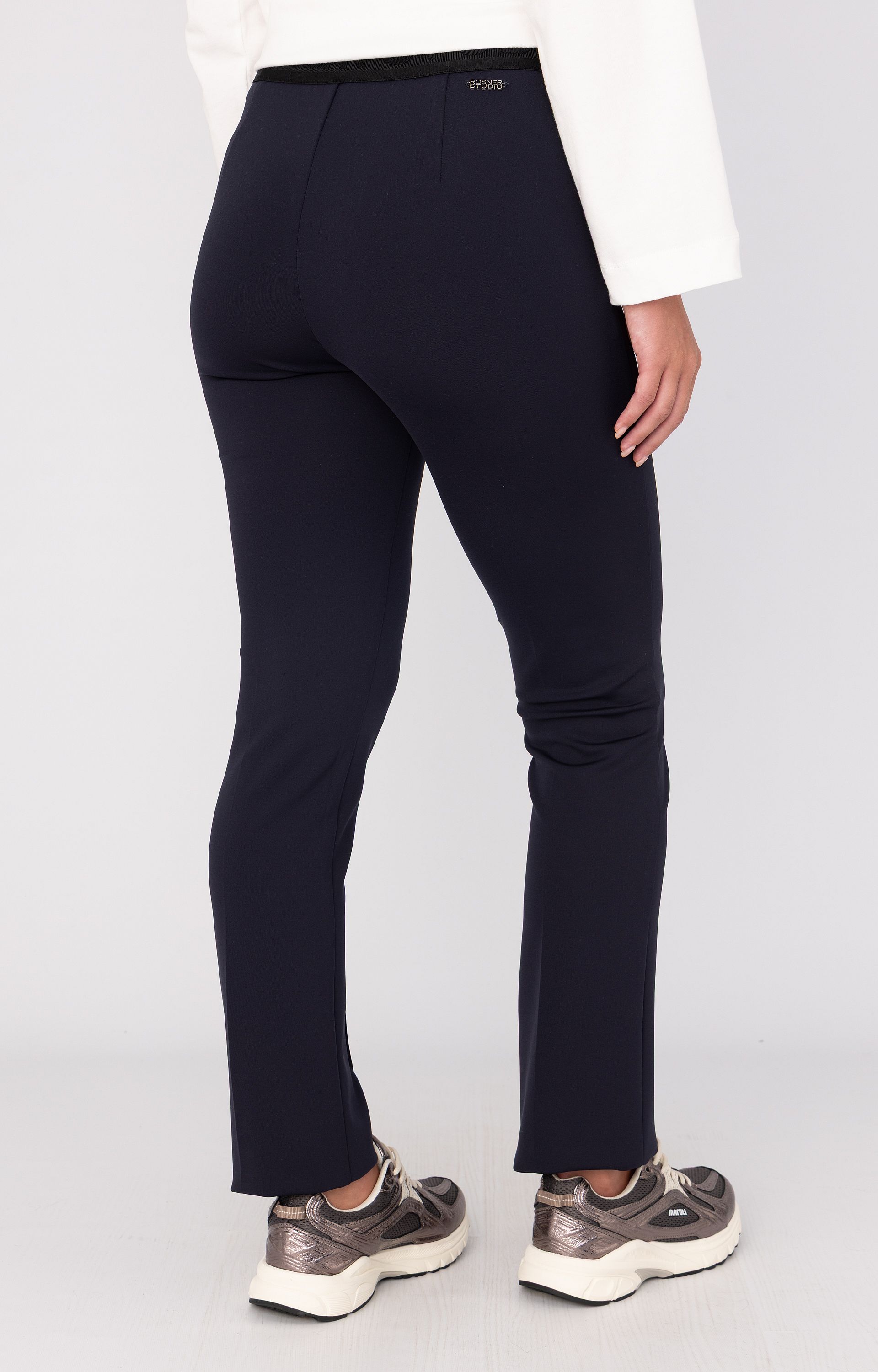L30 Alisa Slim Casual