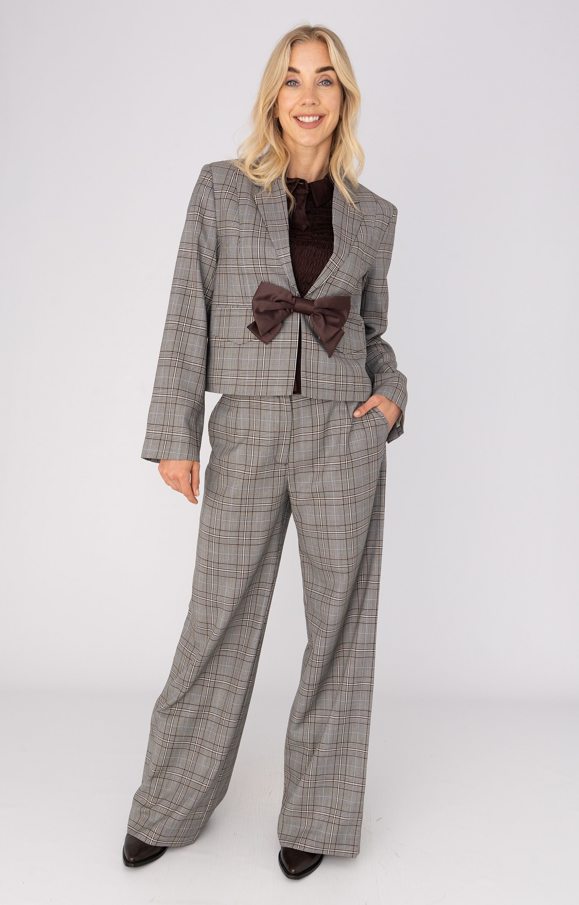 AW26 - 15