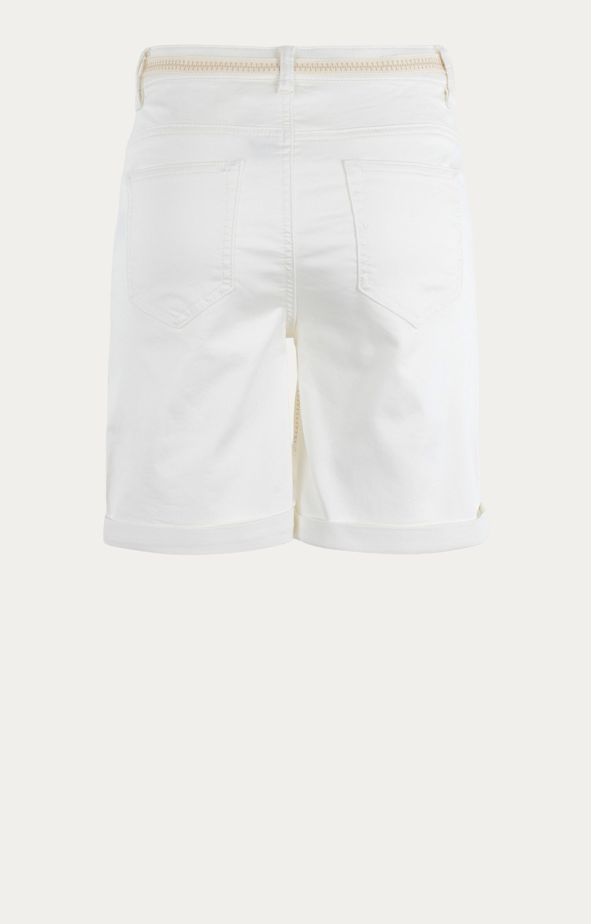 Short met ceintuur