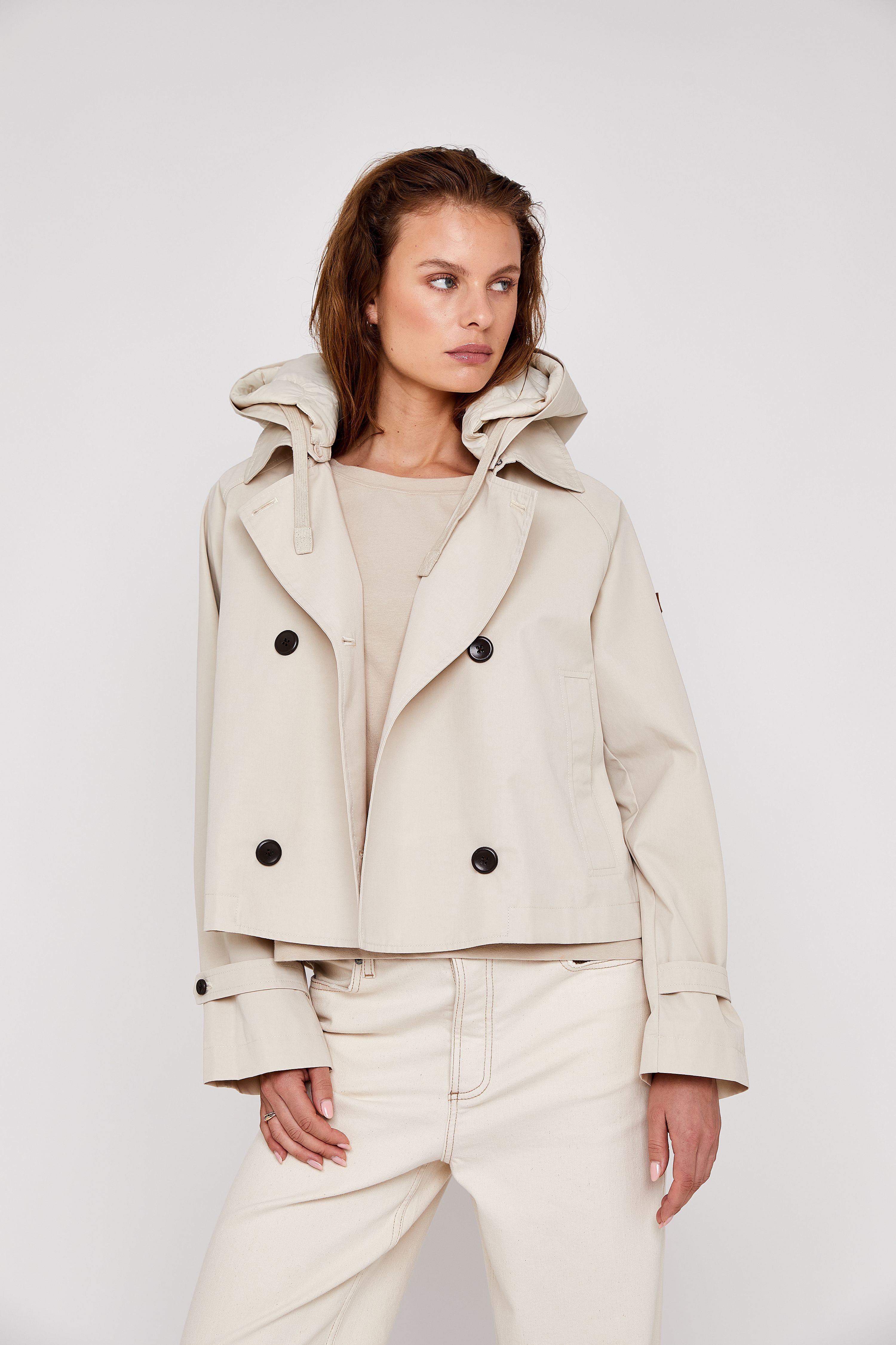 Trenchcoat Short