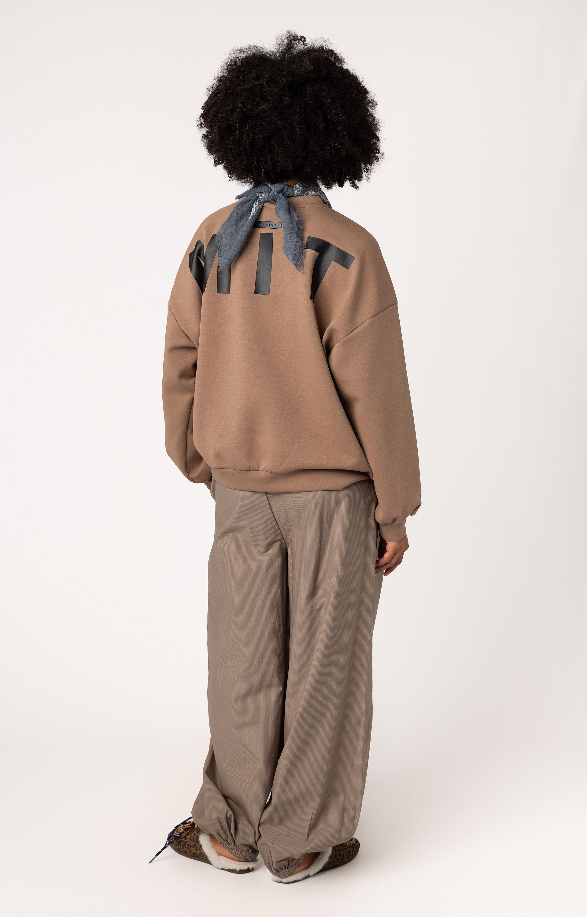 Sweater Maxi Logo